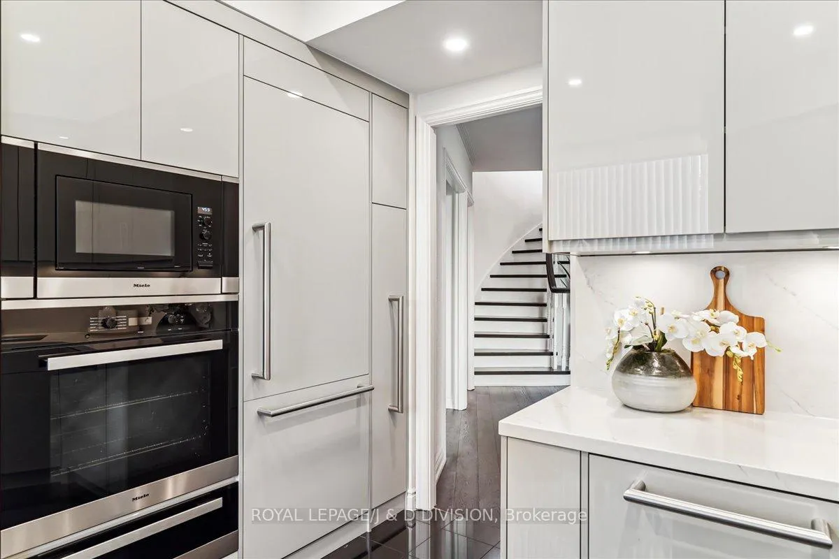 Photo 10 of Unit PH9, 3800 Yonge Street, Toronto, Bedford Park-Nortown — HOMEH