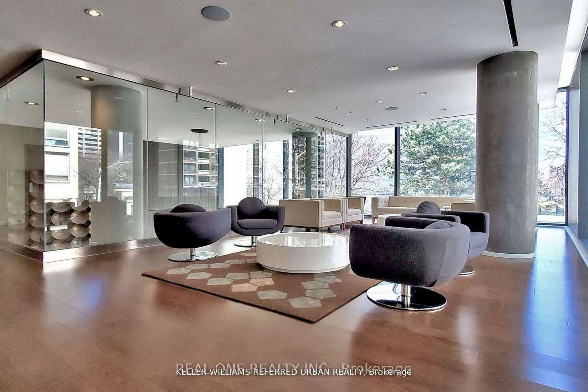 Photo 3 of Unit 709, 75 St Nicholas Street, Toronto, Bay Street Corridor — HOMEH