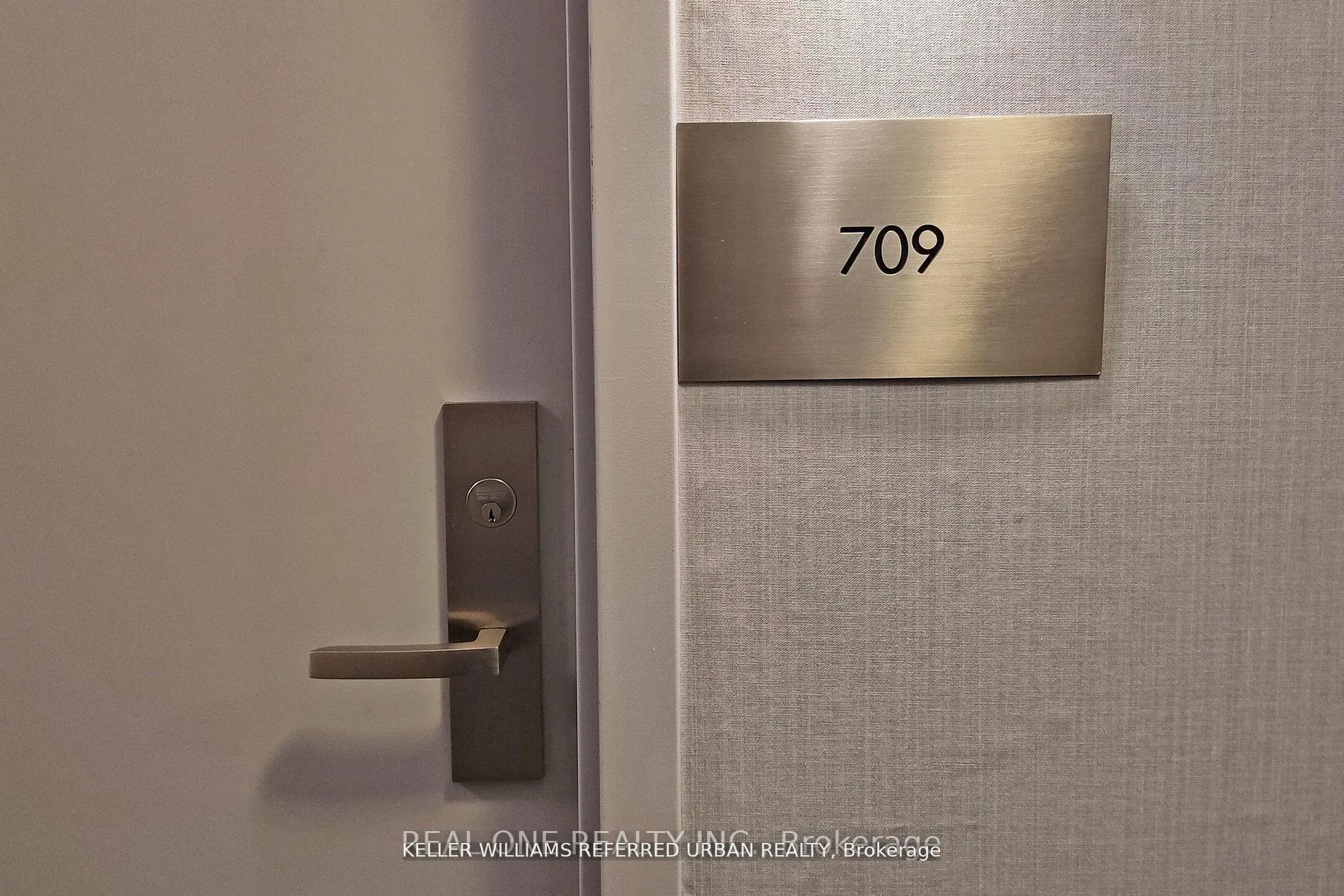 Photo 9 of Unit 709, 75 St Nicholas Street, Toronto, Bay Street Corridor — HOMEH