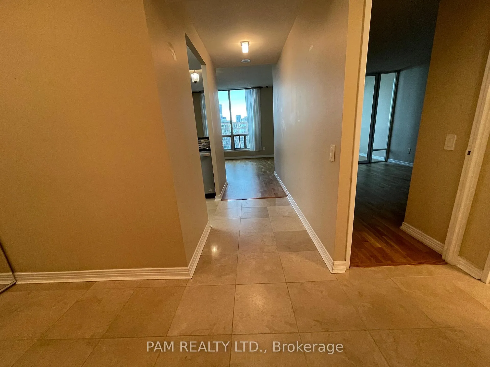 Photo 11 of Unit PH109, 942 Yonge Street, Toronto, The Annex — HOMEH