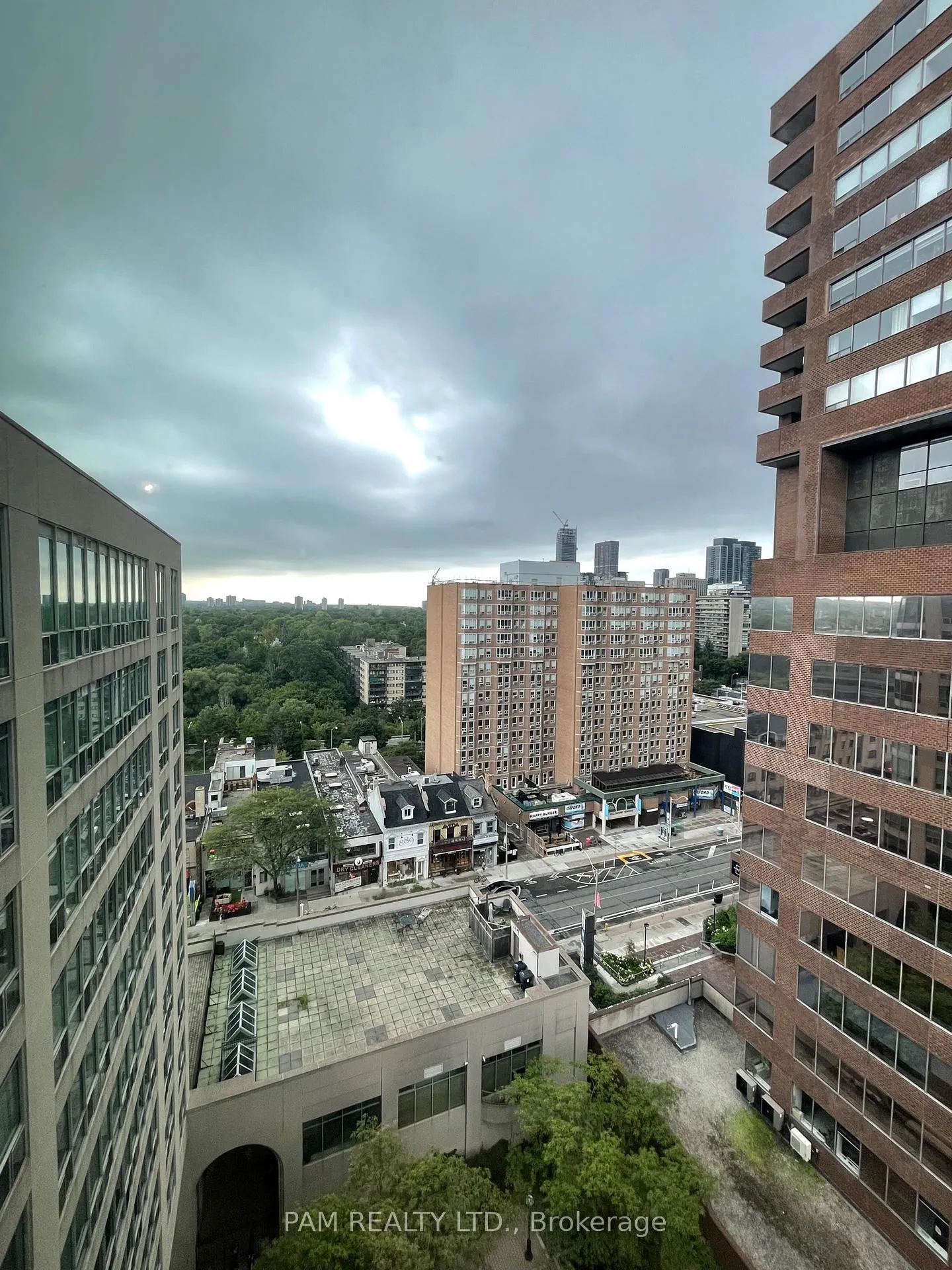 Photo 16 of Unit PH109, 942 Yonge Street, Toronto, The Annex — HOMEH
