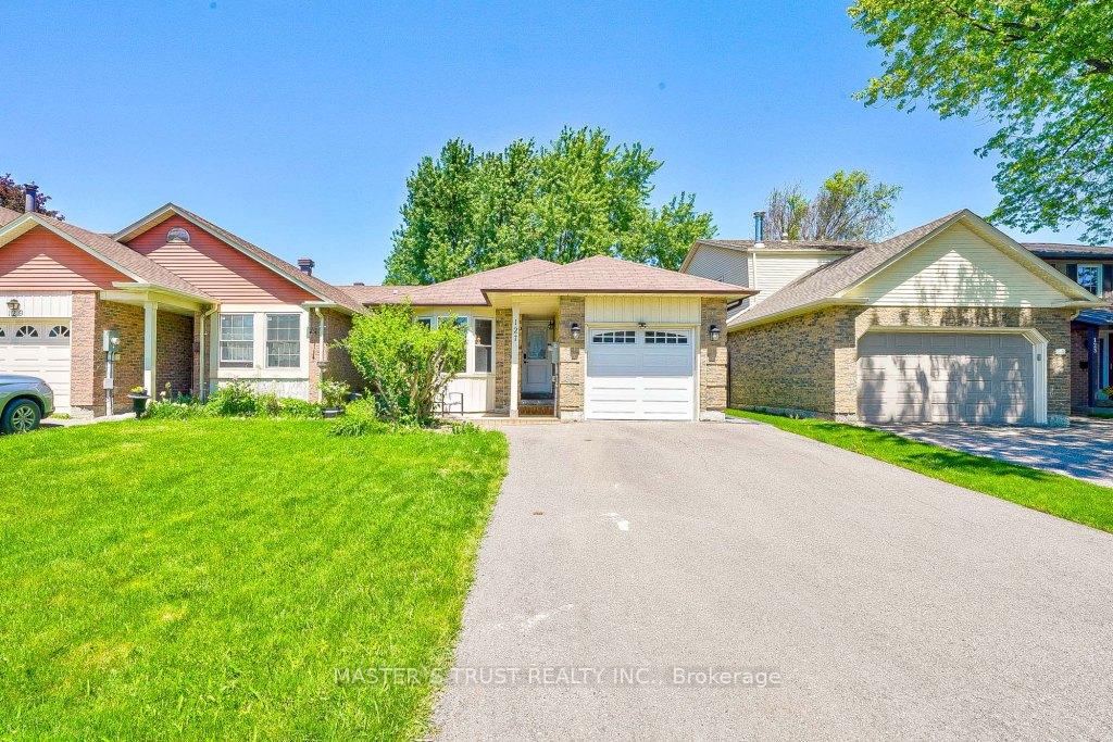 Photo 1 of 127 Batson Drive, Aurora, Aurora Village — HOMEH