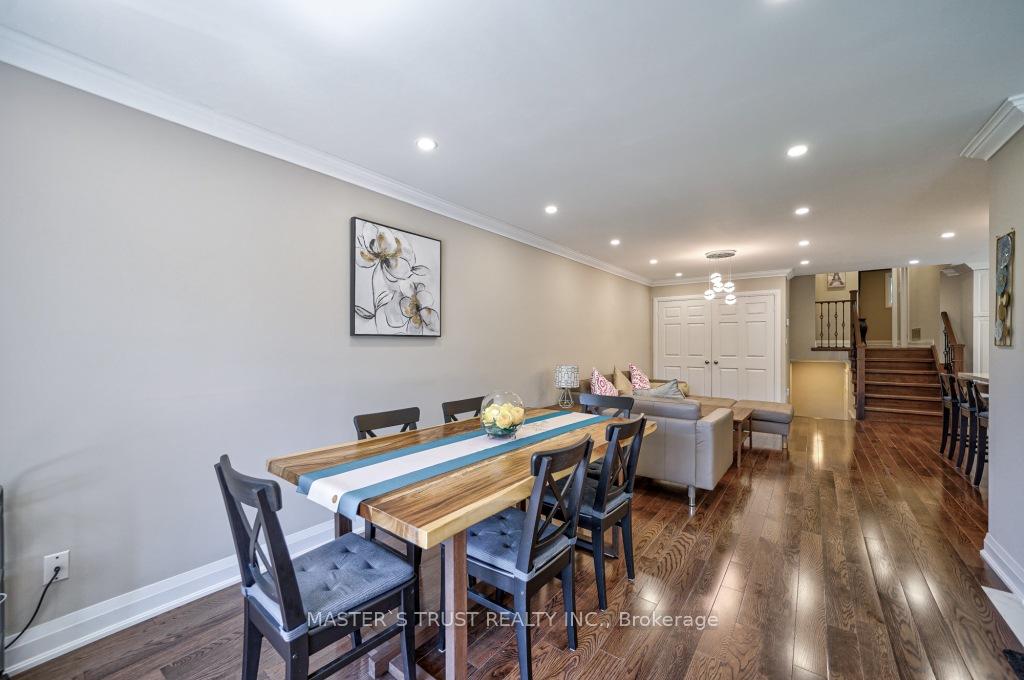 Photo 7 of 127 Batson Drive, Aurora, Aurora Village — HOMEH