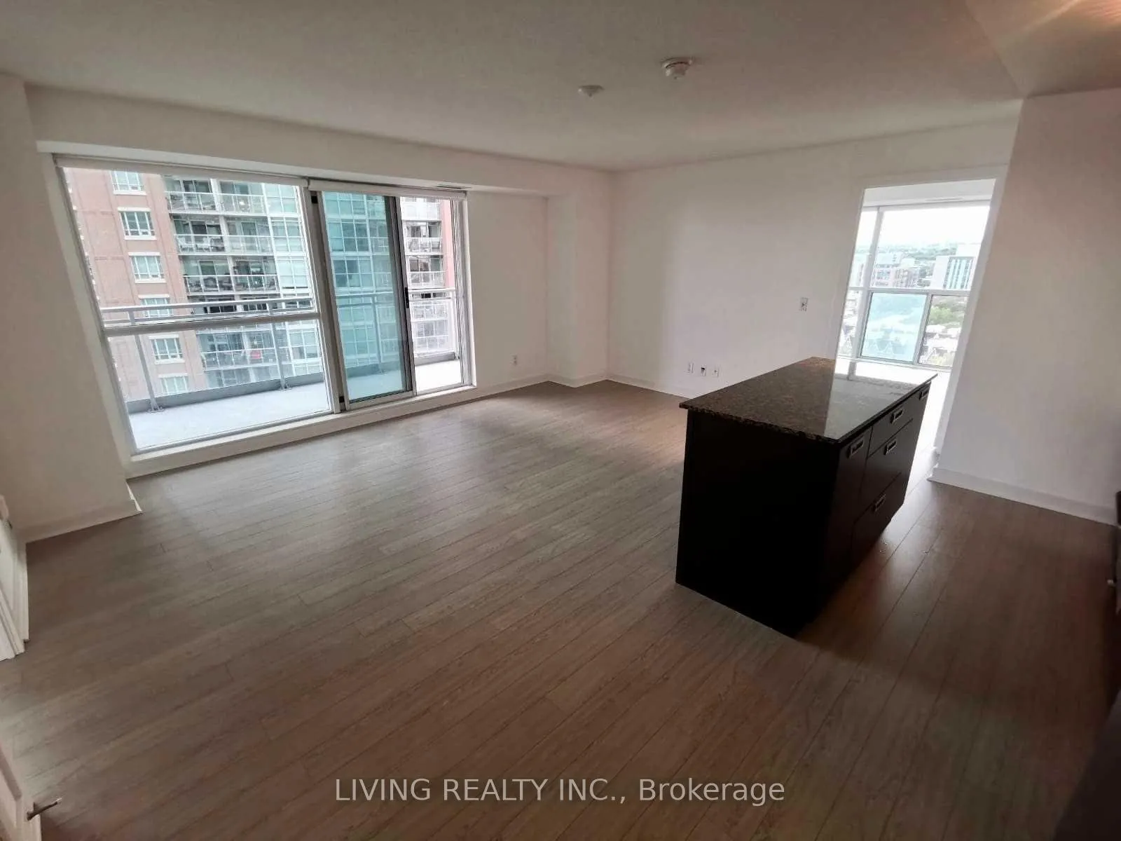Photo 4 of Unit 1407, 100 Western Battery Road, Toronto, Niagara — HOMEH