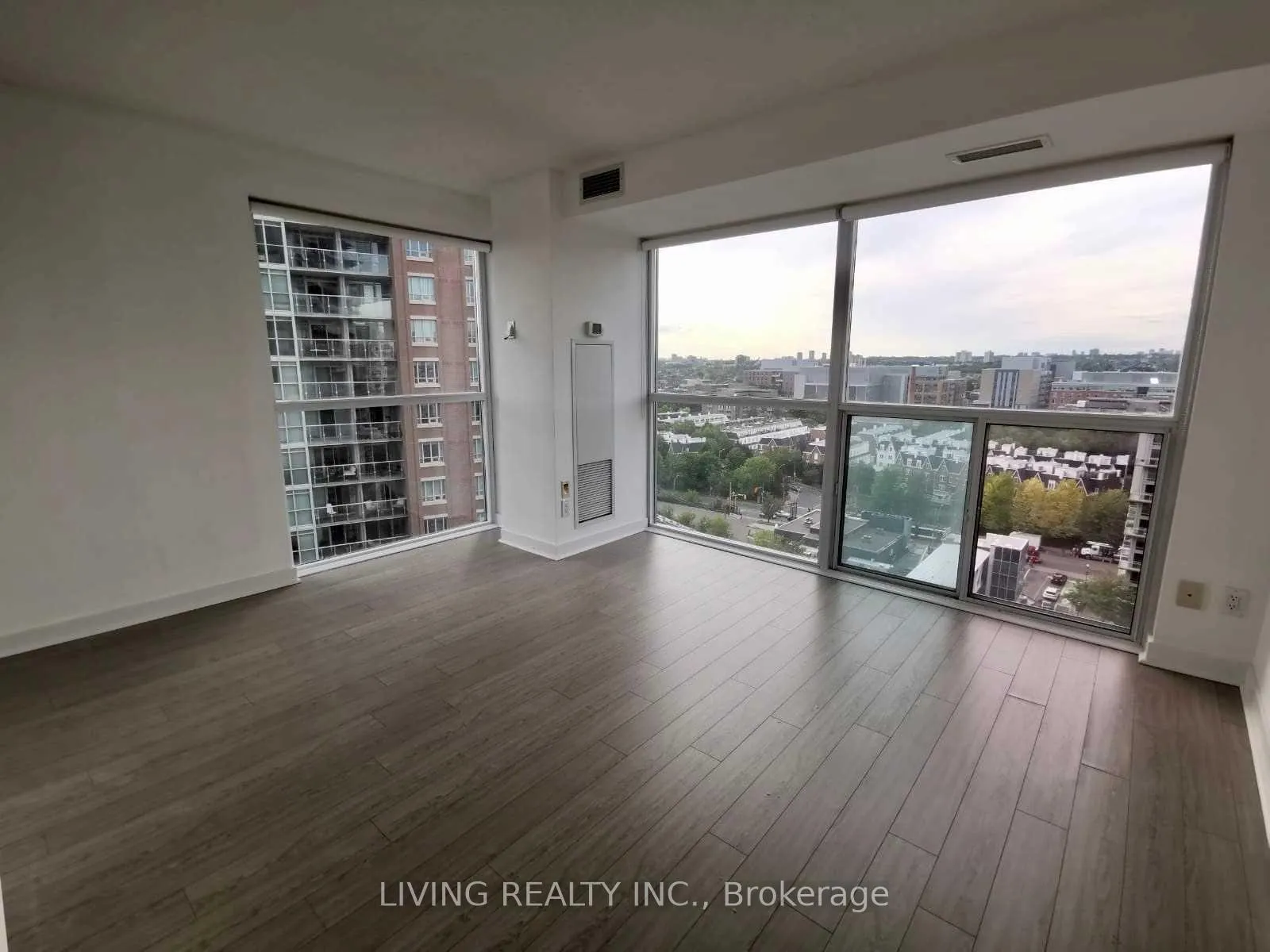 Photo 7 of Unit 1407, 100 Western Battery Road, Toronto, Niagara — HOMEH