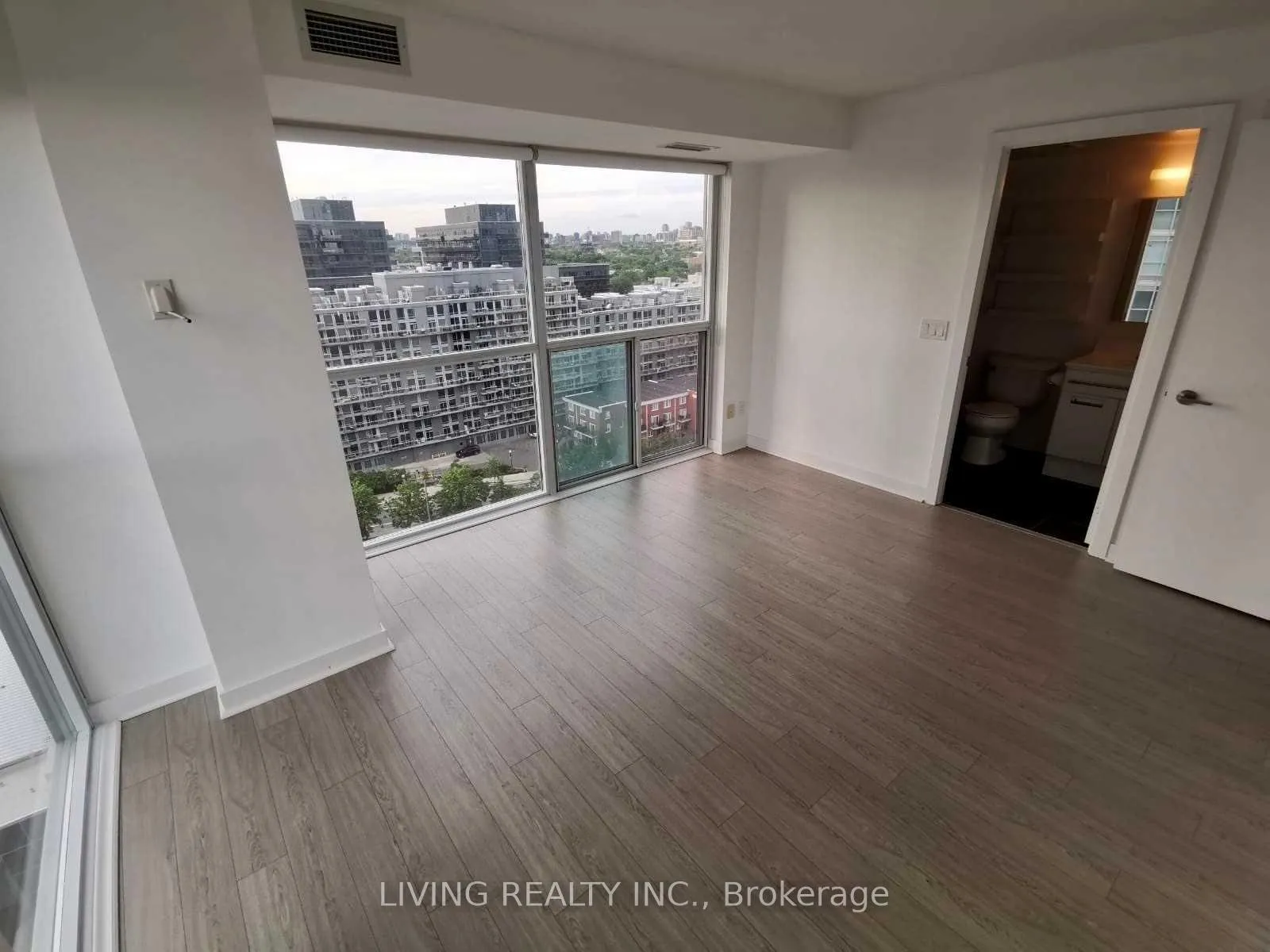 Photo 9 of Unit 1407, 100 Western Battery Road, Toronto, Niagara — HOMEH