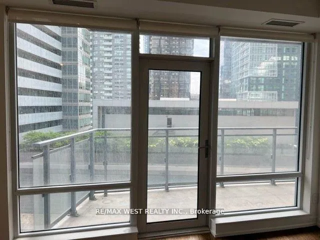 Photo 12 of Unit 1209, 21 Widmer Street, Toronto, Waterfront Communities — HOMEH