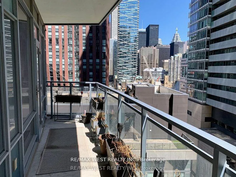 Photo 22 of Unit 1209, 21 Widmer Street, Toronto, Waterfront Communities — HOMEH