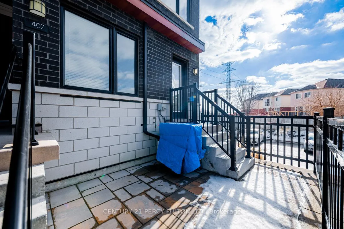 Photo 9 of Unit 407, 1555 Kingston Road E, Pickering, Town Centre — HOMEH