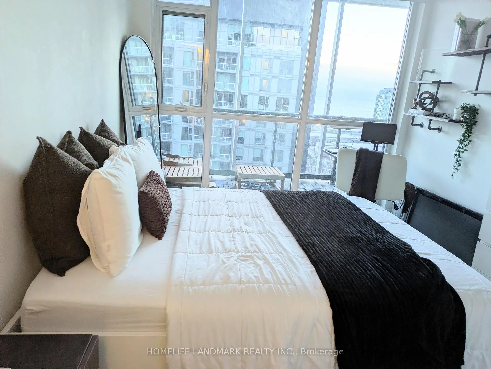 Photo 5 of Unit 2301, 50 Ordnance Street, Toronto, Niagara — HOMEH