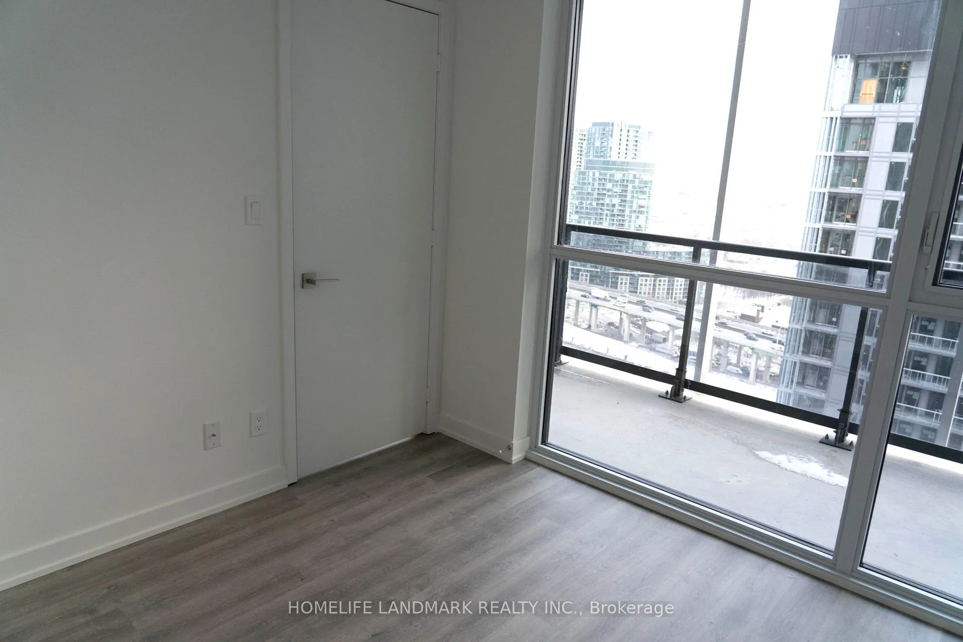 Photo 8 of Unit 2301, 50 Ordnance Street, Toronto, Niagara — HOMEH