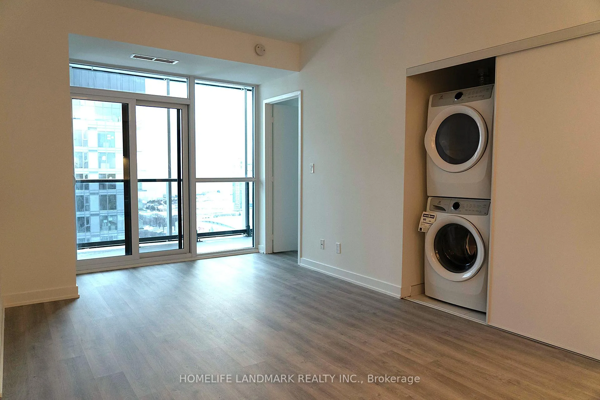 Photo 13 of Unit 2301, 50 Ordnance Street, Toronto, Niagara — HOMEH