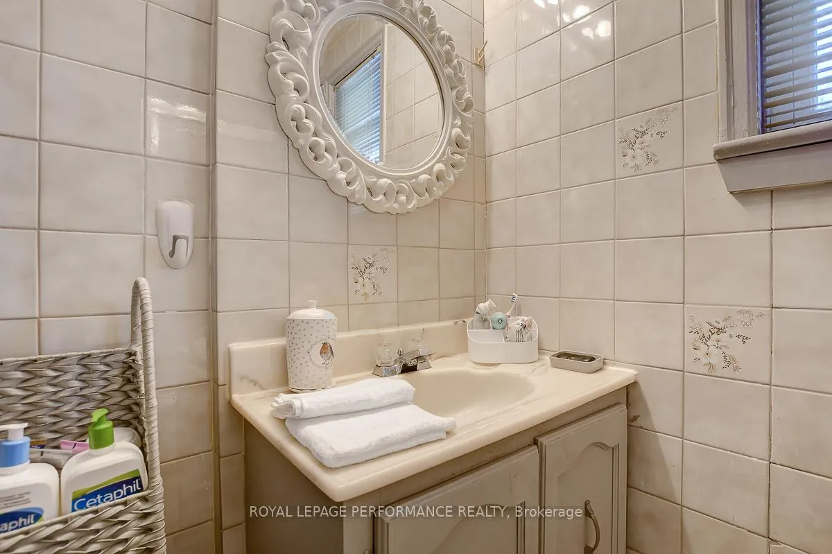 Photo 19 of 103 Glynn Avenue, Ottawa, Overbrook — HOMEH