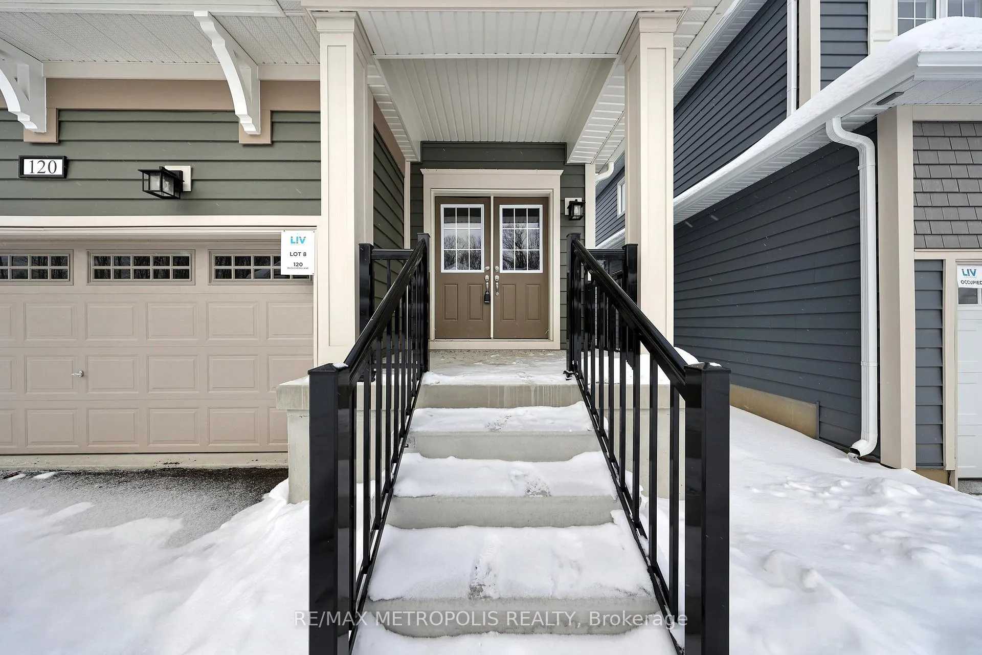 Photo 2 of 120 McEachern Lane, Gravenhurst, Muskoka (S) — HOMEH