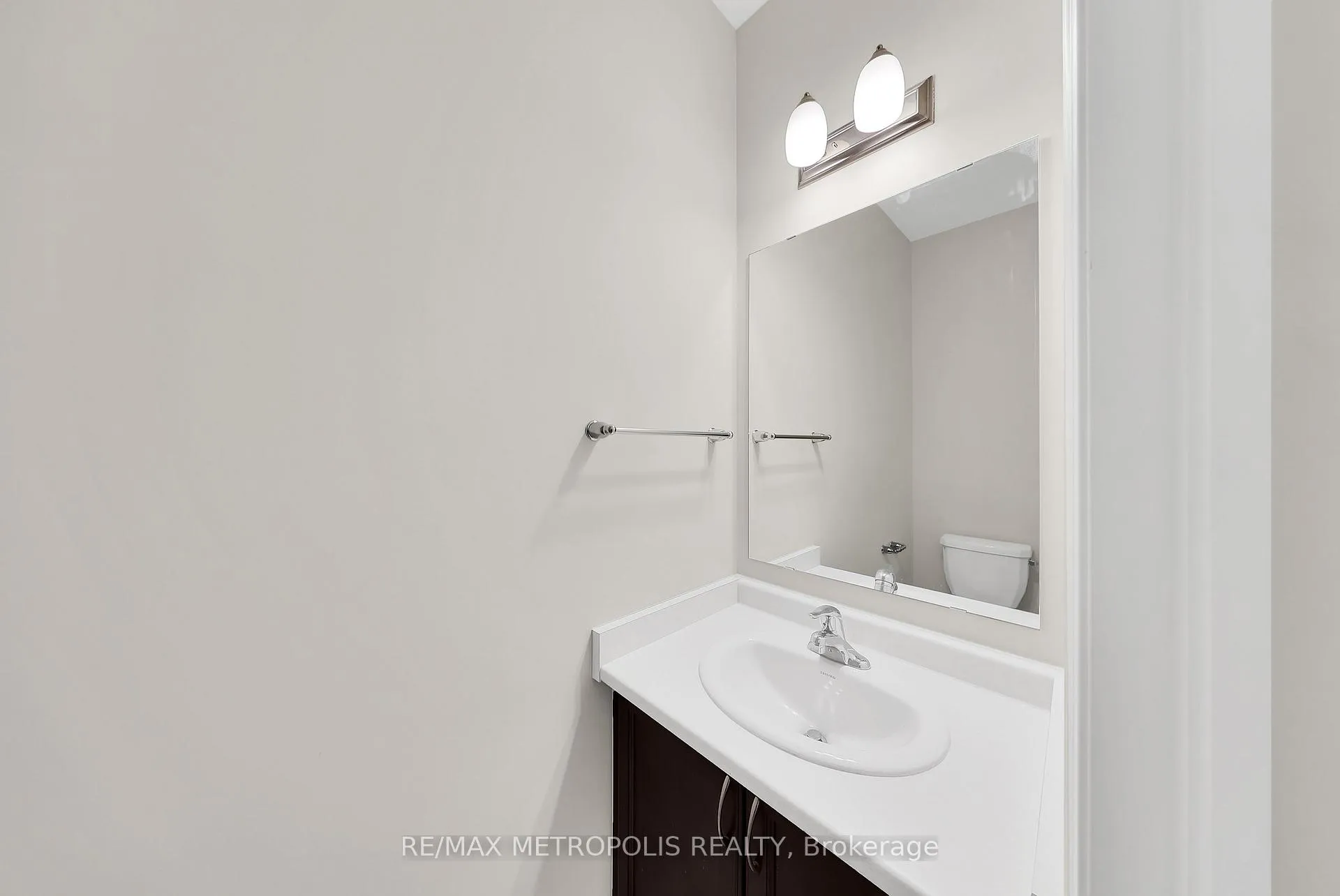 Photo 10 of 120 McEachern Lane, Gravenhurst, Muskoka (S) — HOMEH