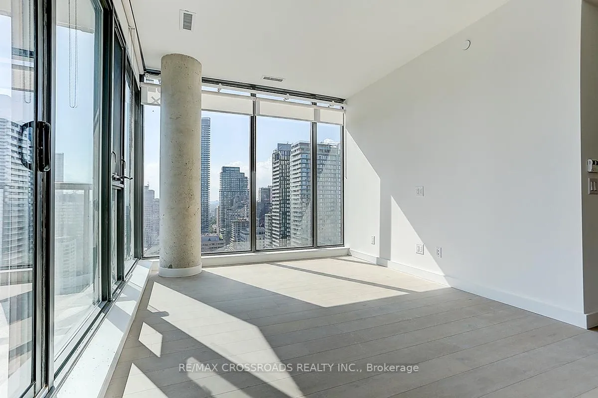 Photo 4 of Unit 2003, 81 Wellesley Street E, Toronto, Church-Yonge Corridor — HOMEH
