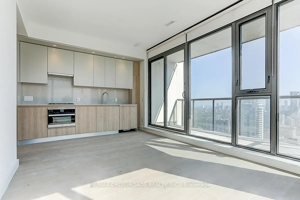 Photo 5 of Unit 2003, 81 Wellesley Street E, Toronto, Church-Yonge Corridor — HOMEH