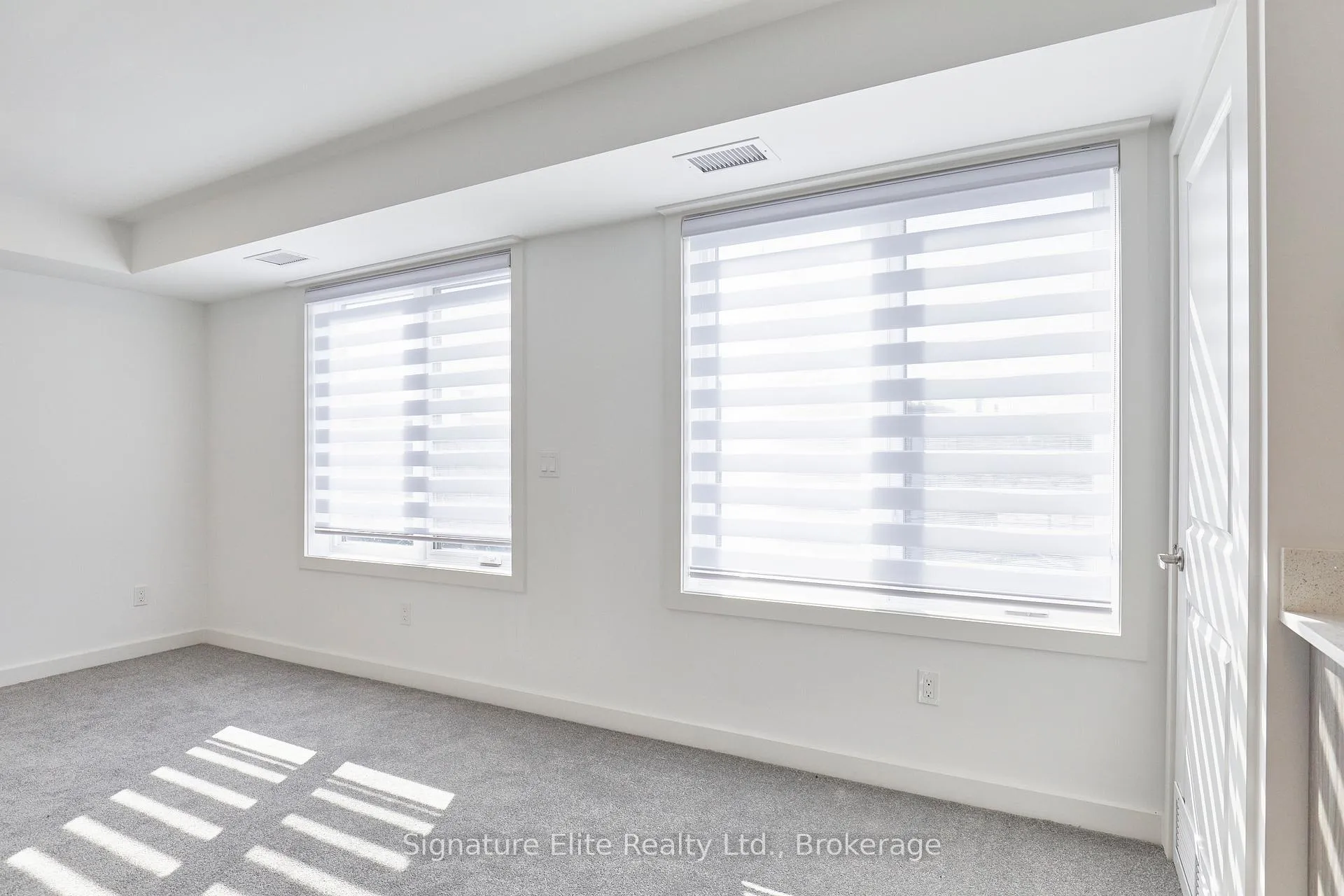 Photo 7 of Unit 305, 45 Connaught Avenue, Toronto, Greenwood-Coxwell — HOMEH
