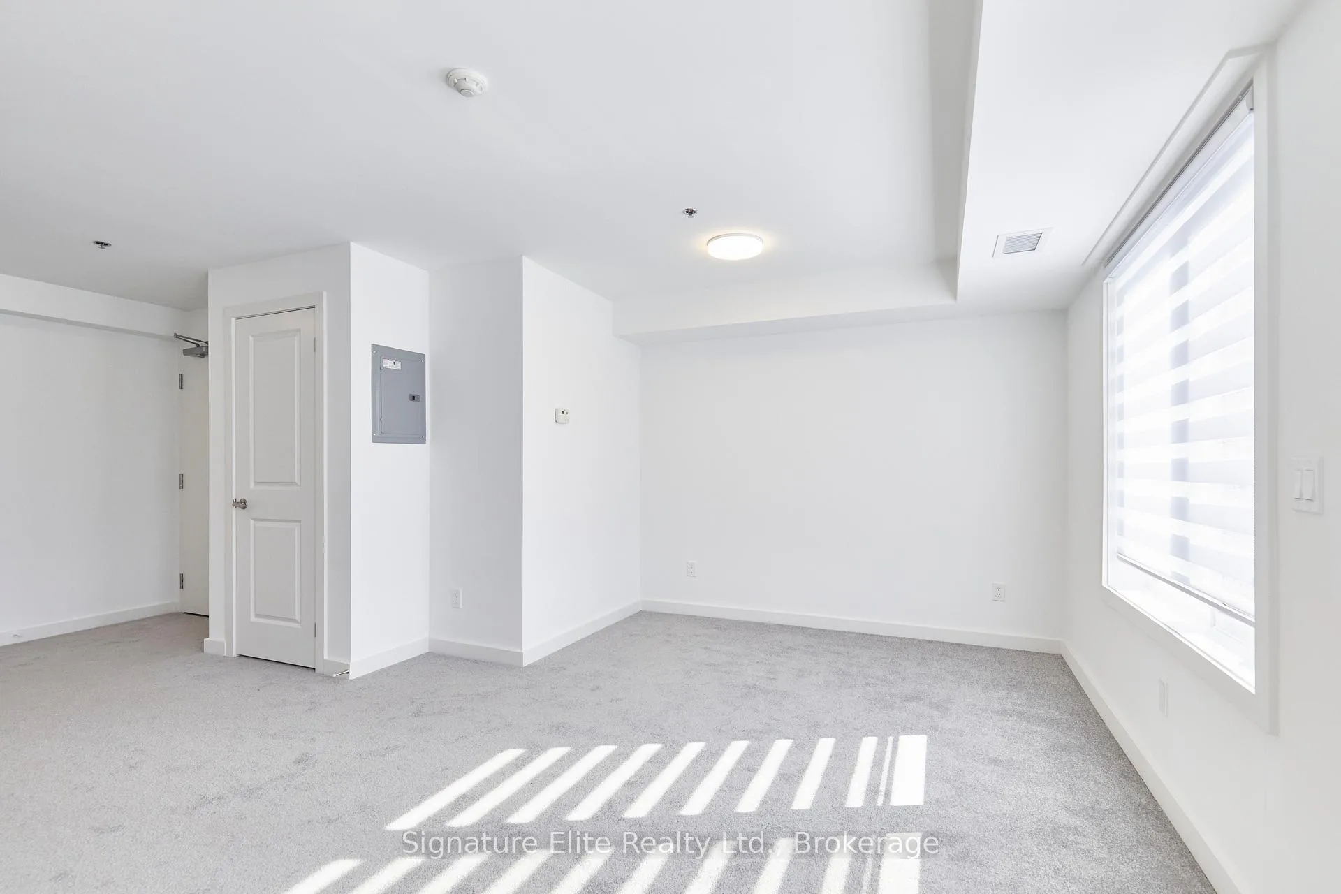 Photo 9 of Unit 305, 45 Connaught Avenue, Toronto, Greenwood-Coxwell — HOMEH