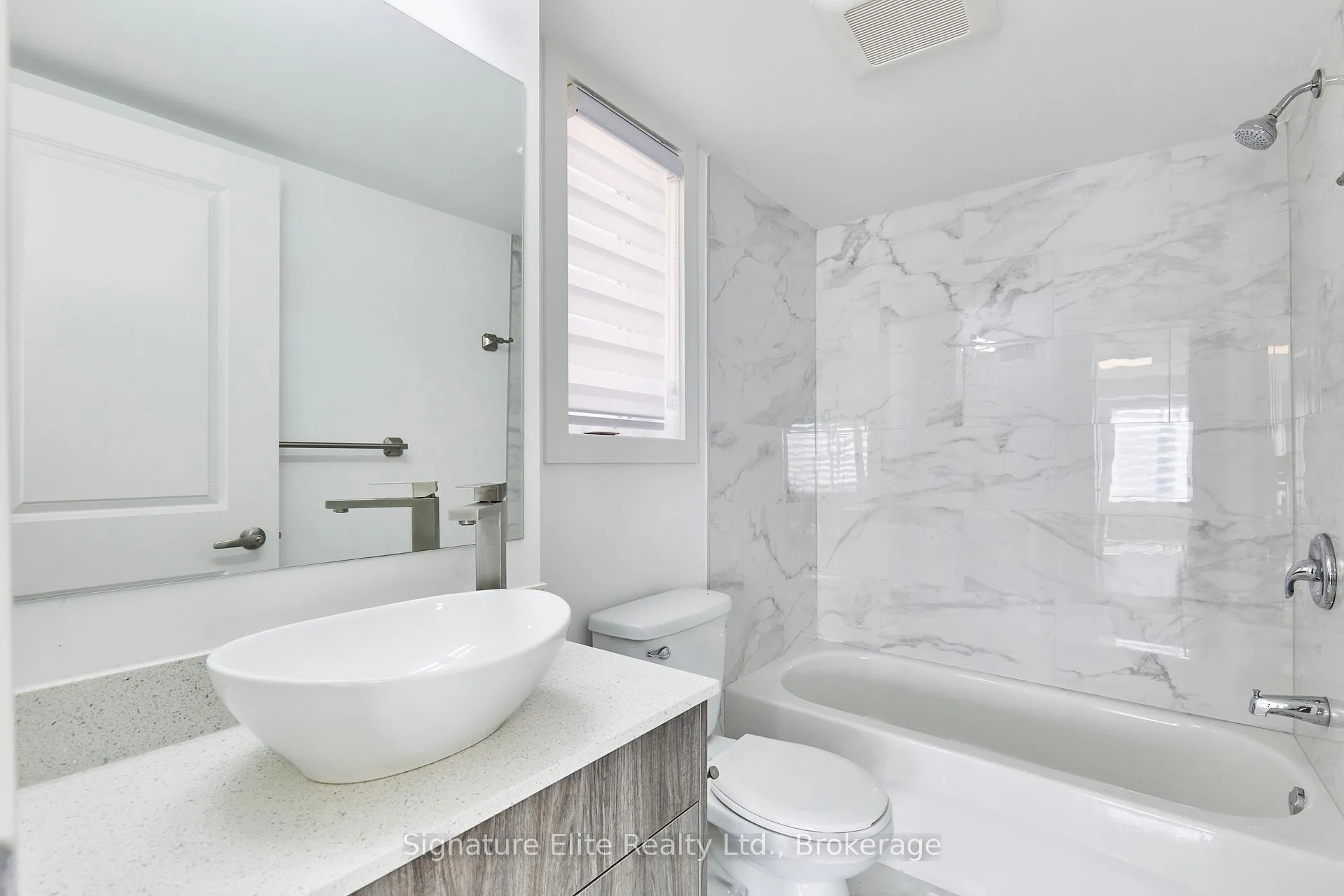 Photo 12 of Unit 305, 45 Connaught Avenue, Toronto, Greenwood-Coxwell — HOMEH
