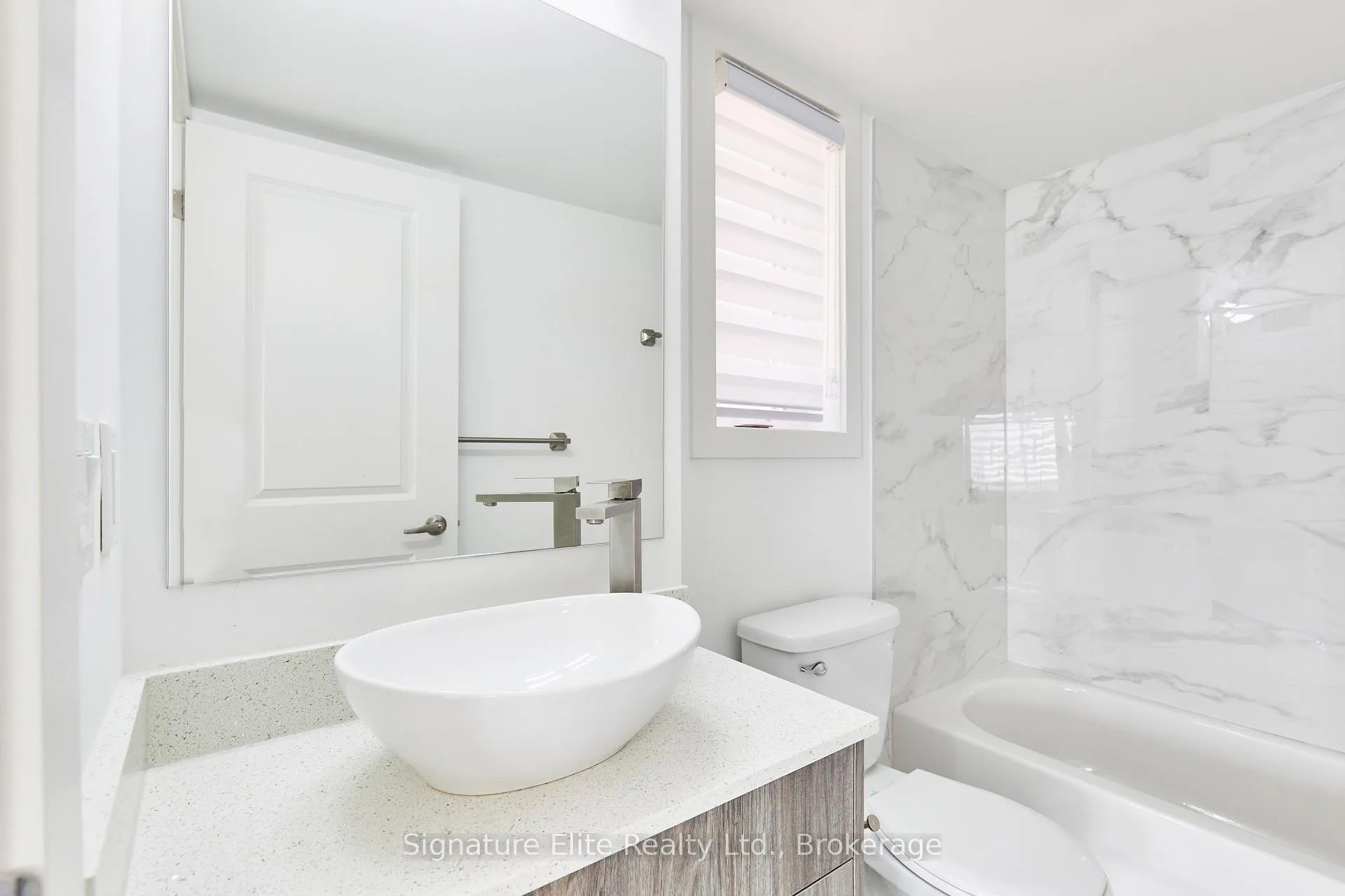 Photo 13 of Unit 305, 45 Connaught Avenue, Toronto, Greenwood-Coxwell — HOMEH