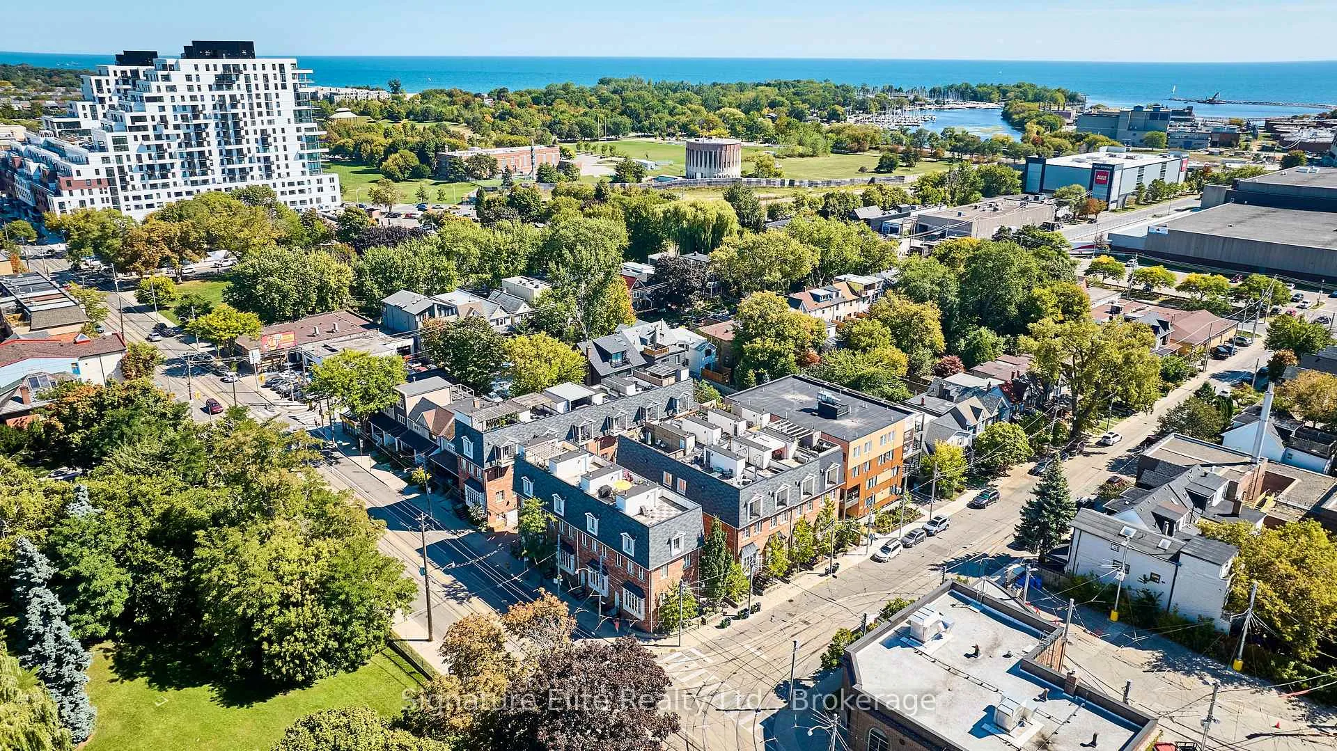 Photo 16 of Unit 305, 45 Connaught Avenue, Toronto, Greenwood-Coxwell — HOMEH