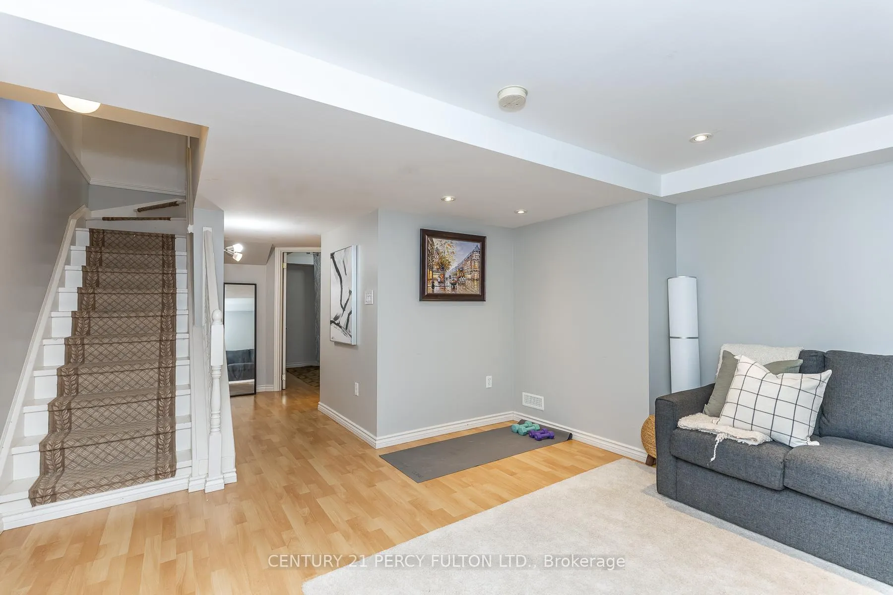 Photo 34 of 47 Harrongate Place, Whitby, Taunton North — HOMEH