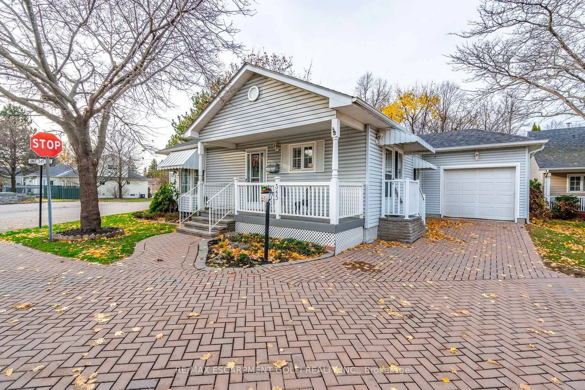Photo 1 of 345 Silverbirch Boulevard, Hamilton, Mount Hope — HOMEH