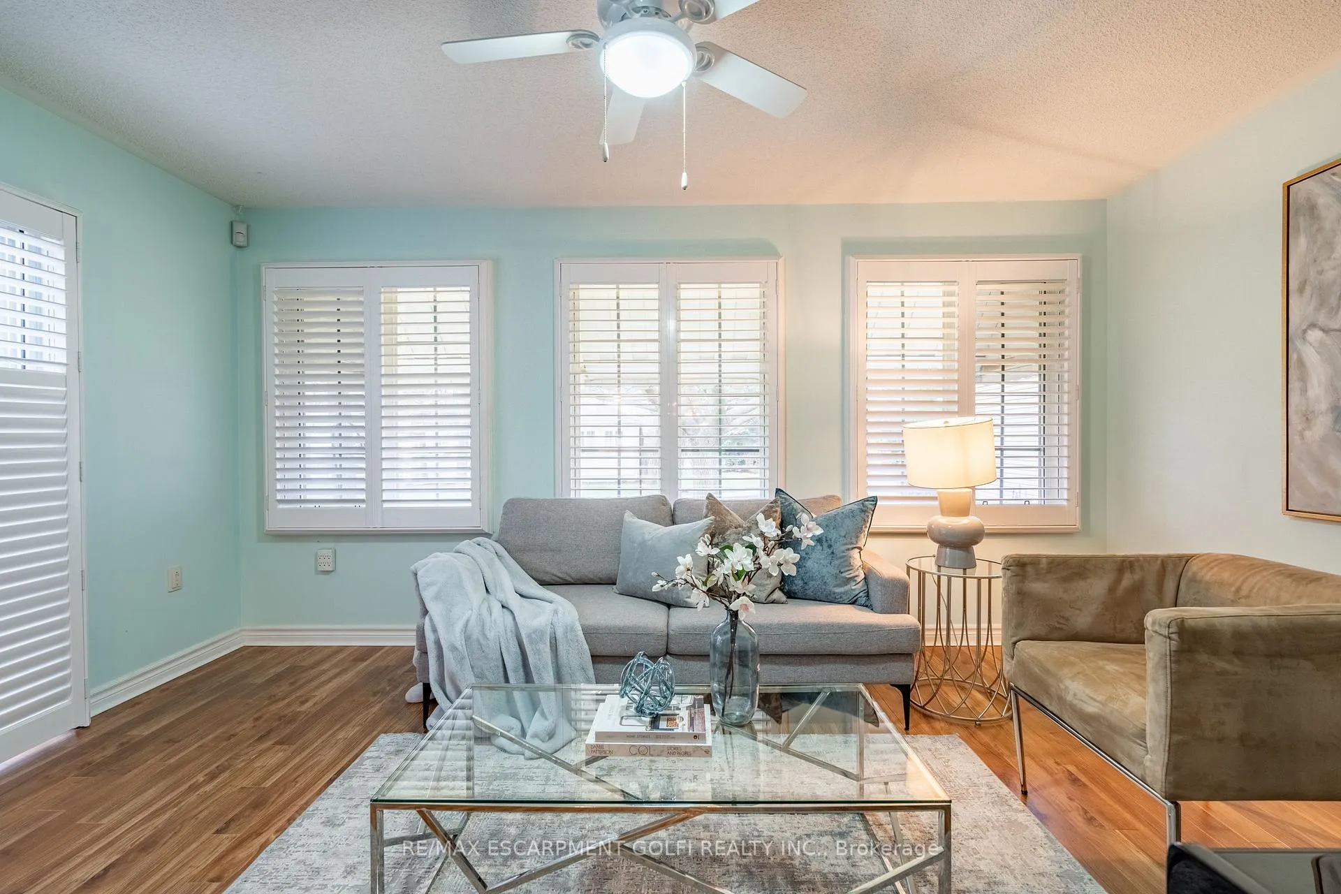 Photo 13 of 345 Silverbirch Boulevard, Hamilton, Mount Hope — HOMEH