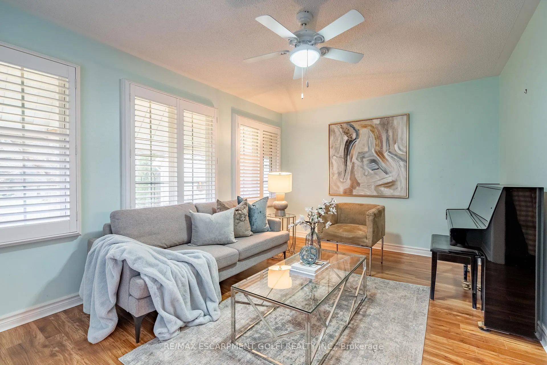 Photo 14 of 345 Silverbirch Boulevard, Hamilton, Mount Hope — HOMEH