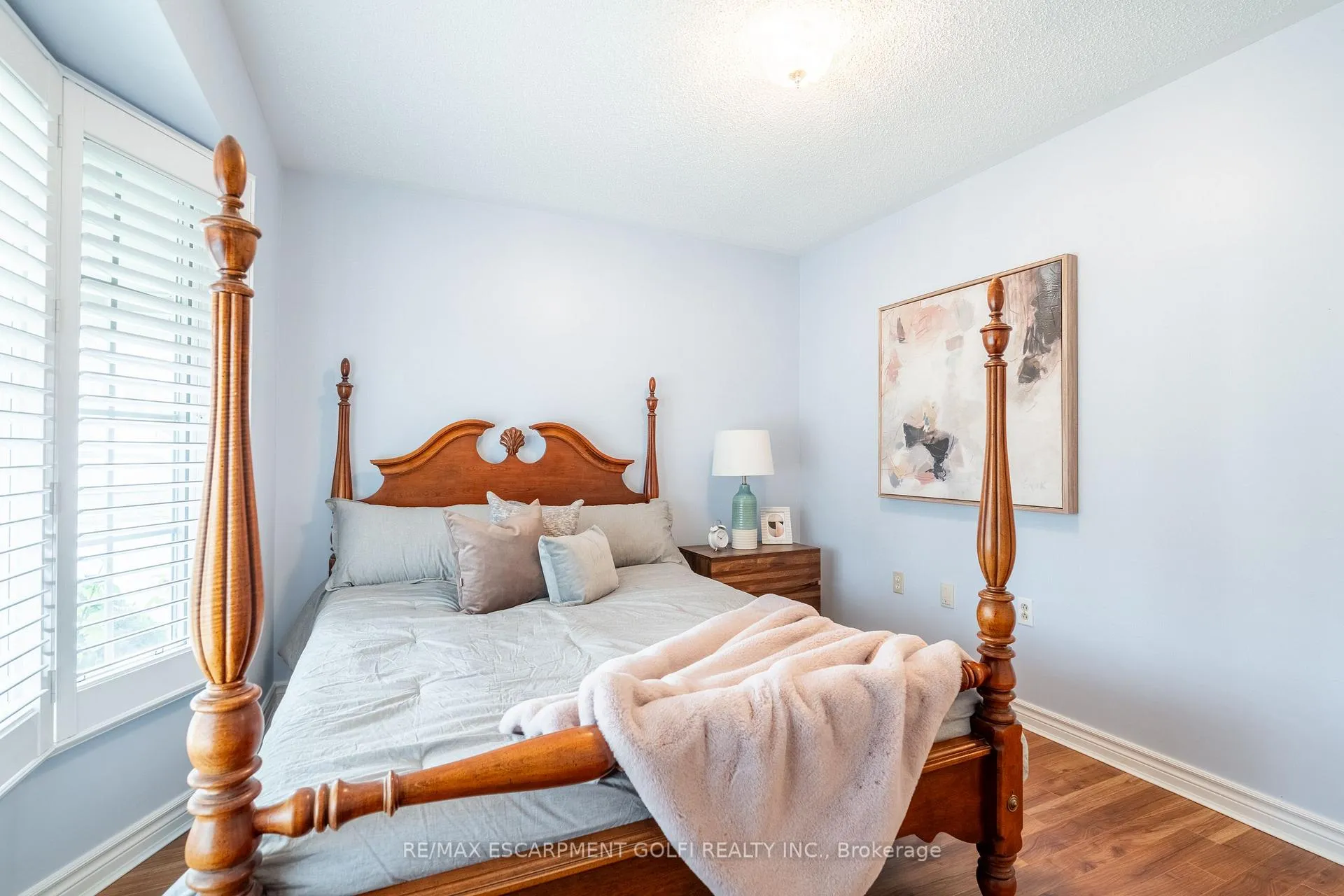 Photo 22 of 345 Silverbirch Boulevard, Hamilton, Mount Hope — HOMEH