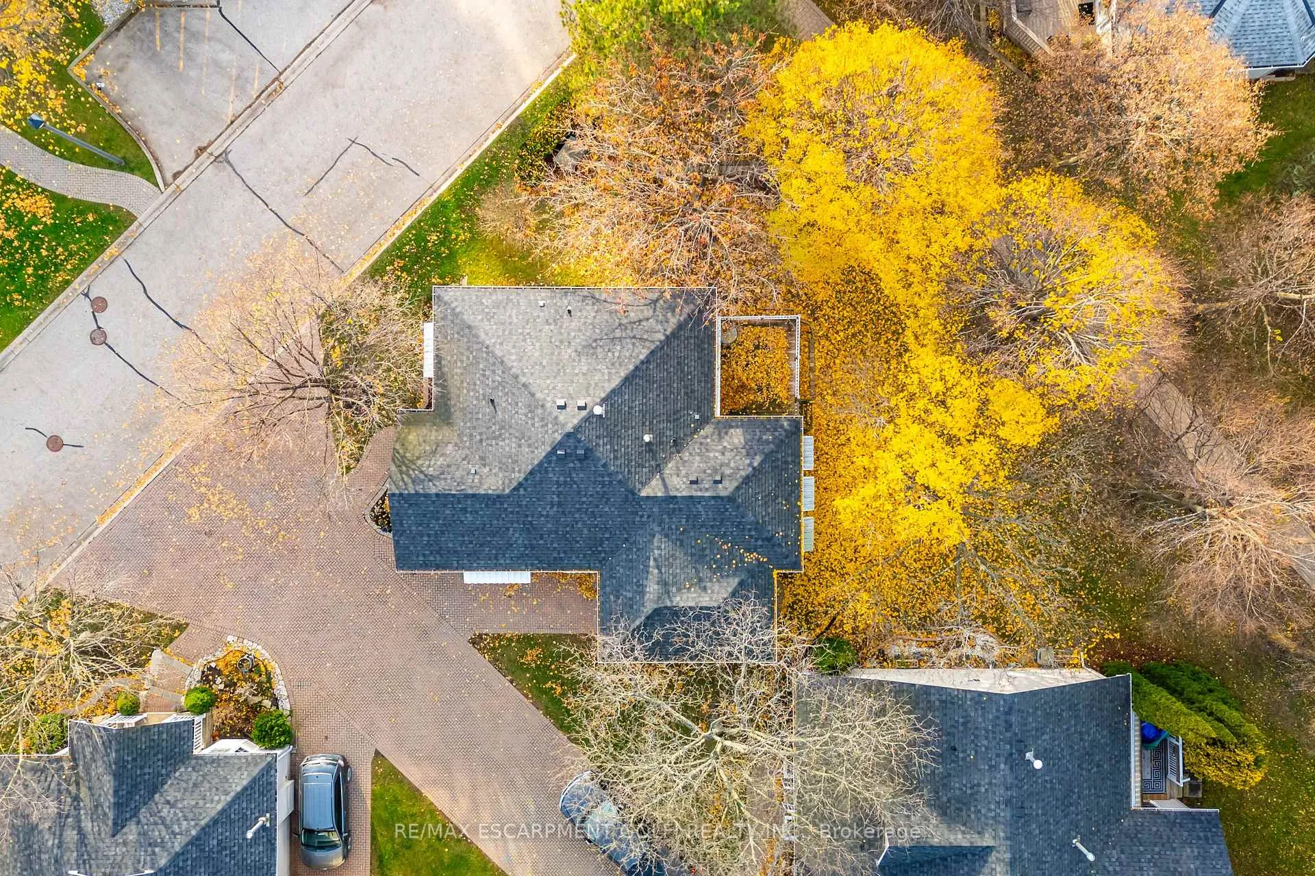 Photo 35 of 345 Silverbirch Boulevard, Hamilton, Mount Hope — HOMEH