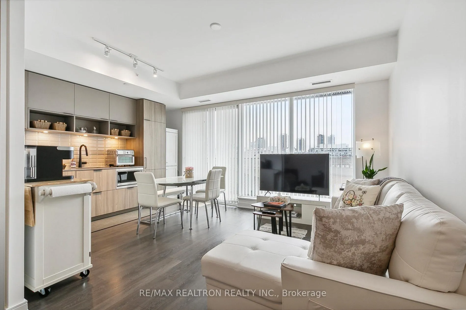 Photo 8 of Unit 615, 60 Tannery Road, Toronto, Waterfront Communities — HOMEH
