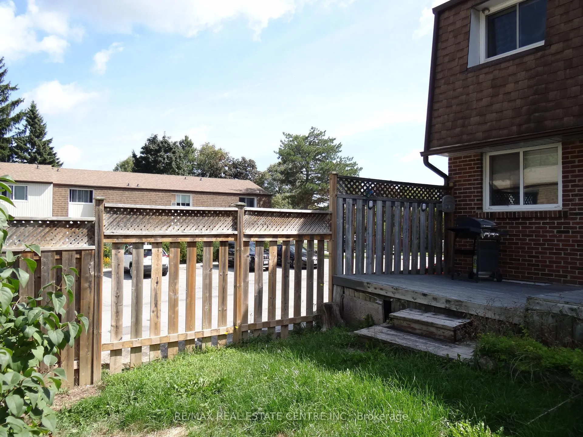 Photo 8 of 191 Kingham Road, Halton Hills, Acton — HOMEH