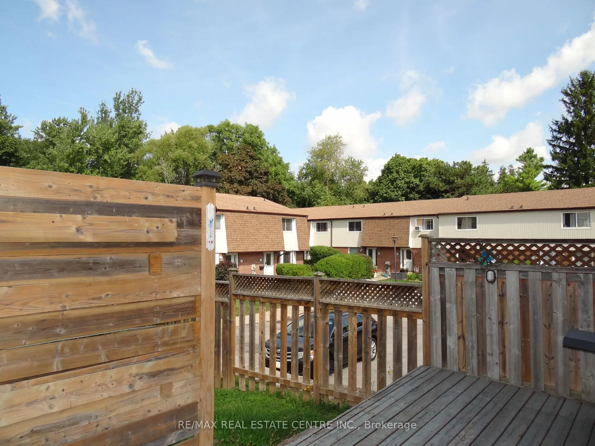 Photo 10 of 191 Kingham Road, Halton Hills, Acton — HOMEH
