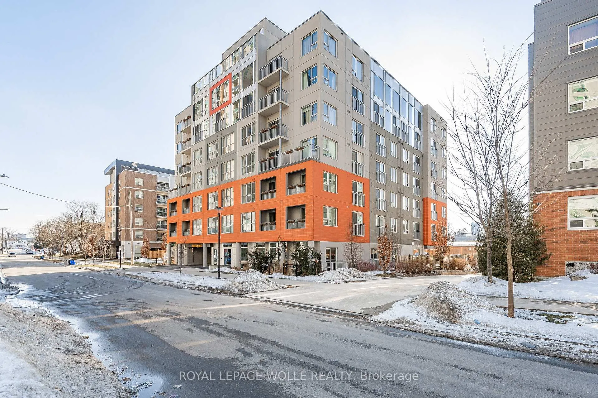 Photo 3 of Unit 207, 321 Spruce Street S, Waterloo — HOMEH