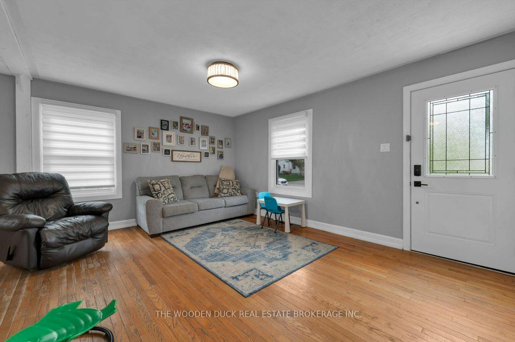 Photo 3 of 285 Kent Street, Cobourg — HOMEH