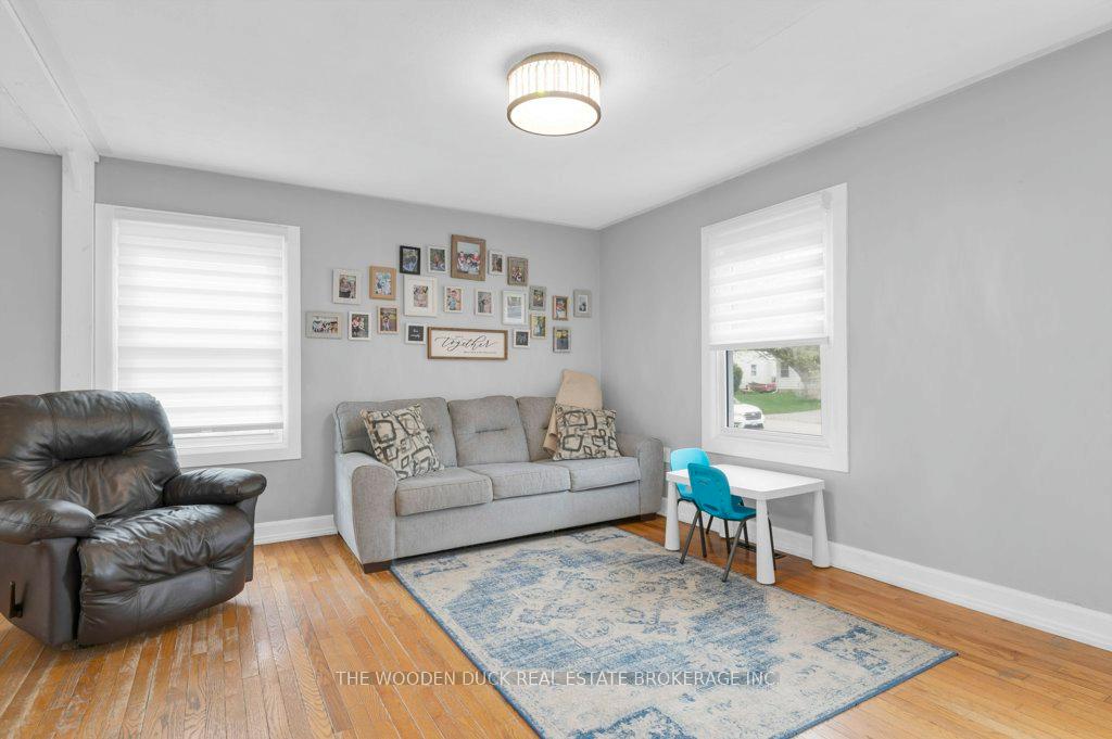 Photo 4 of 285 Kent Street, Cobourg — HOMEH