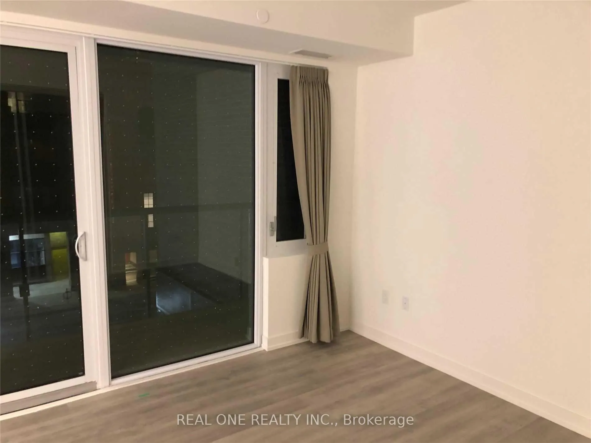 Photo 7 of Unit 224, 158 Front Street E, Toronto, Moss Park — HOMEH
