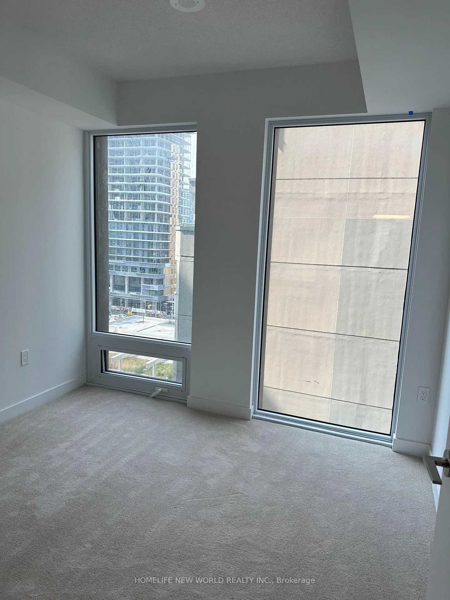 Photo 6 of Unit 901, 238 Simcoe Street, Toronto, Kensington-Chinatown — HOMEH