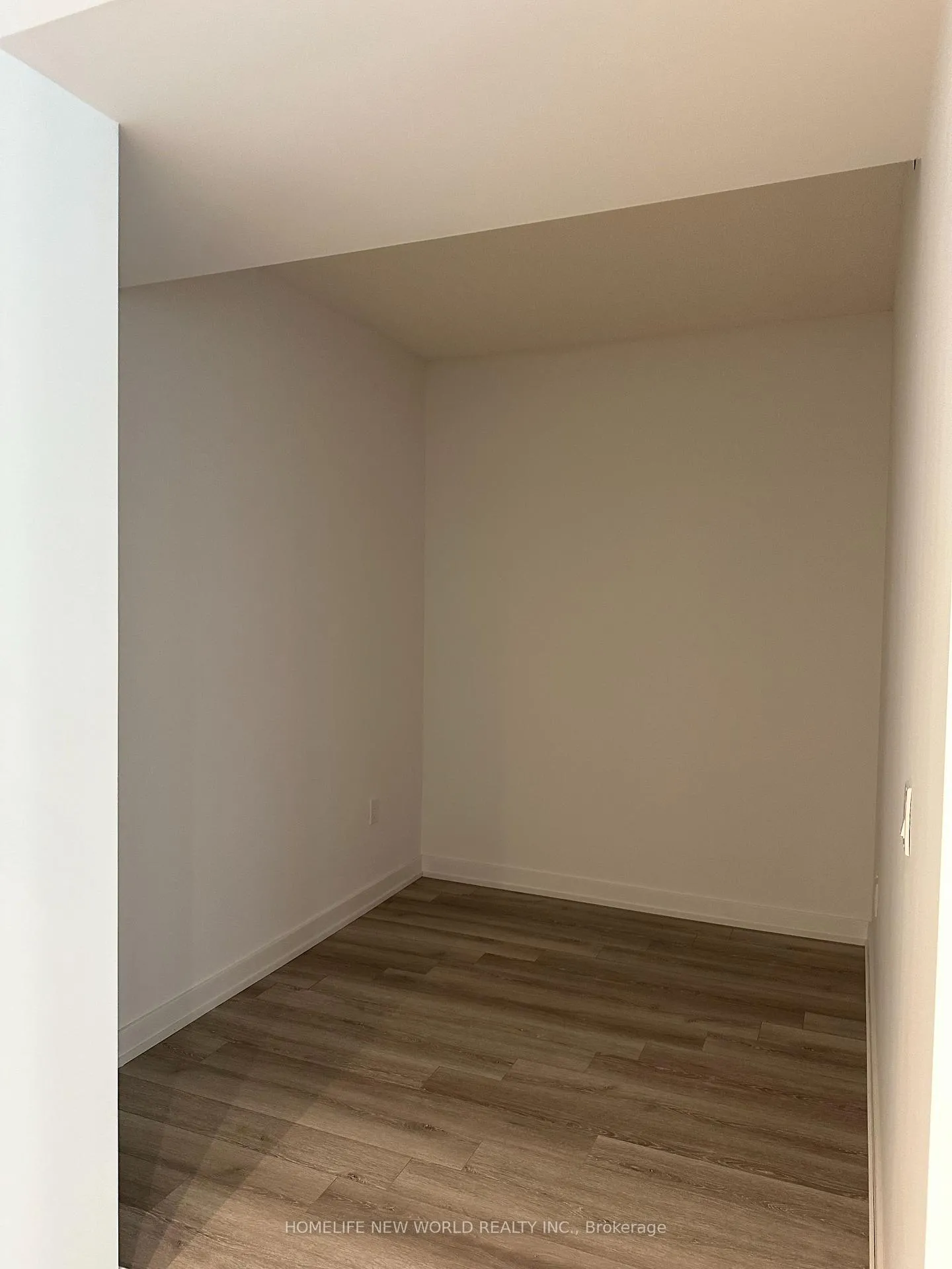 Photo 8 of Unit 901, 238 Simcoe Street, Toronto, Kensington-Chinatown — HOMEH
