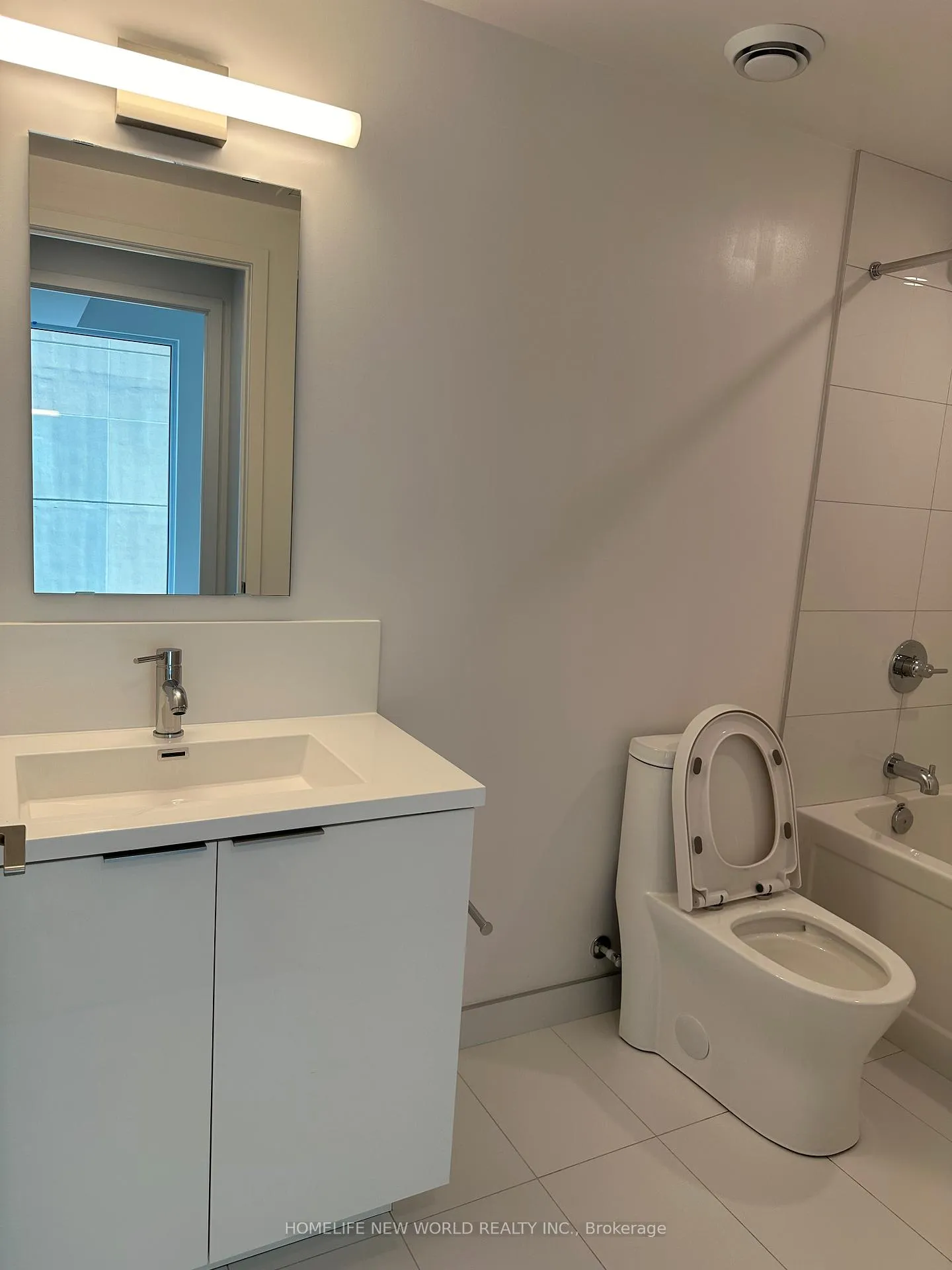 Photo 9 of Unit 901, 238 Simcoe Street, Toronto, Kensington-Chinatown — HOMEH