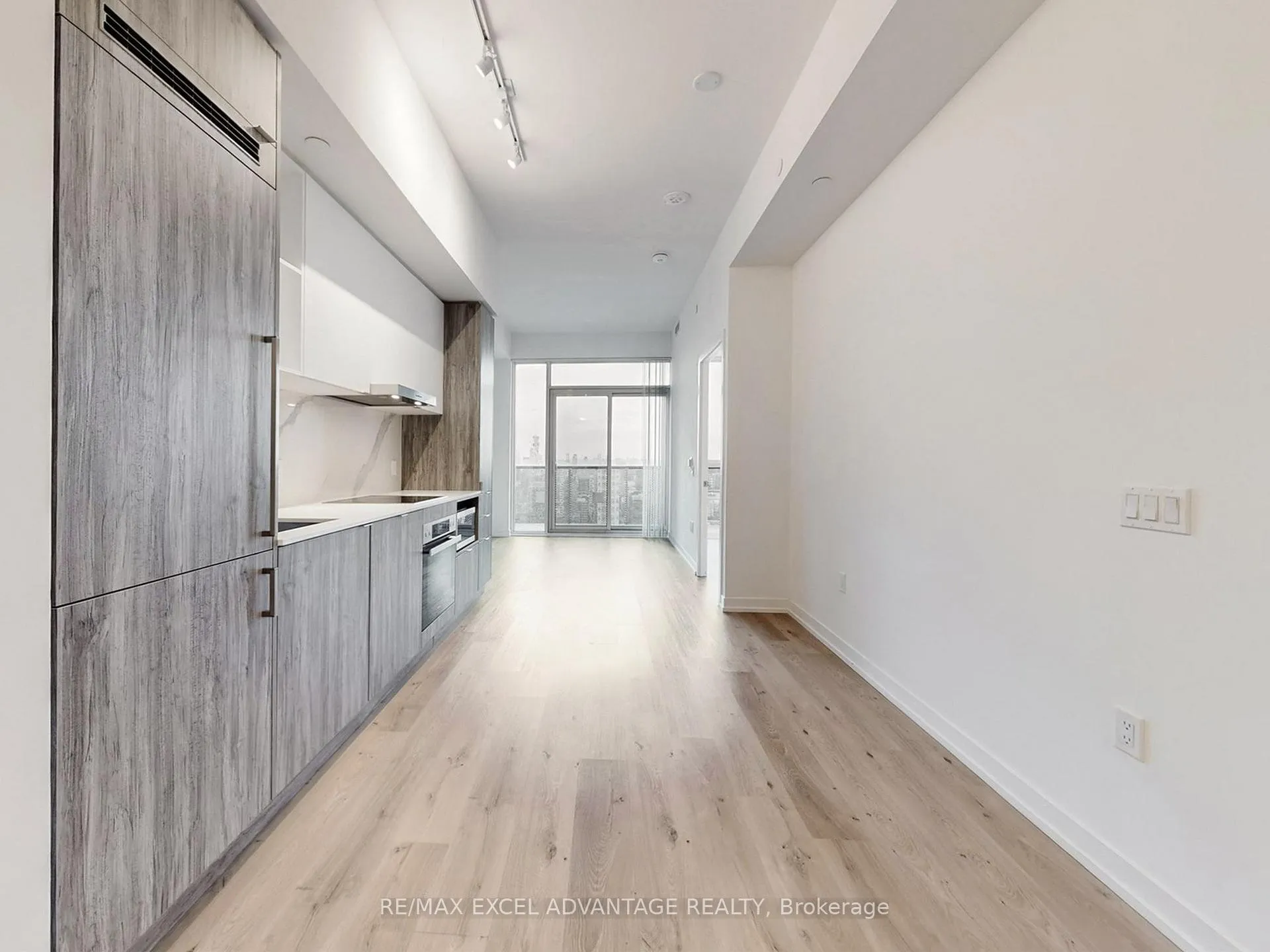 Photo 3 of Unit 6901, 138 Downes Street, Toronto, Waterfront Communities — HOMEH