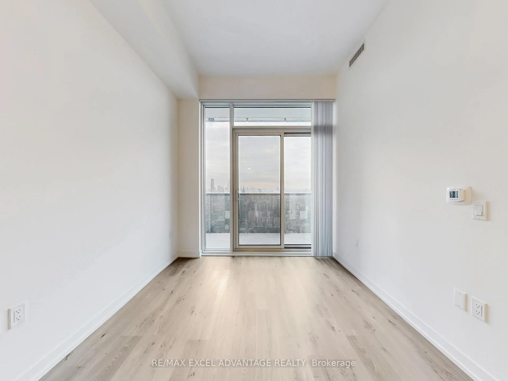 Photo 7 of Unit 6901, 138 Downes Street, Toronto, Waterfront Communities — HOMEH