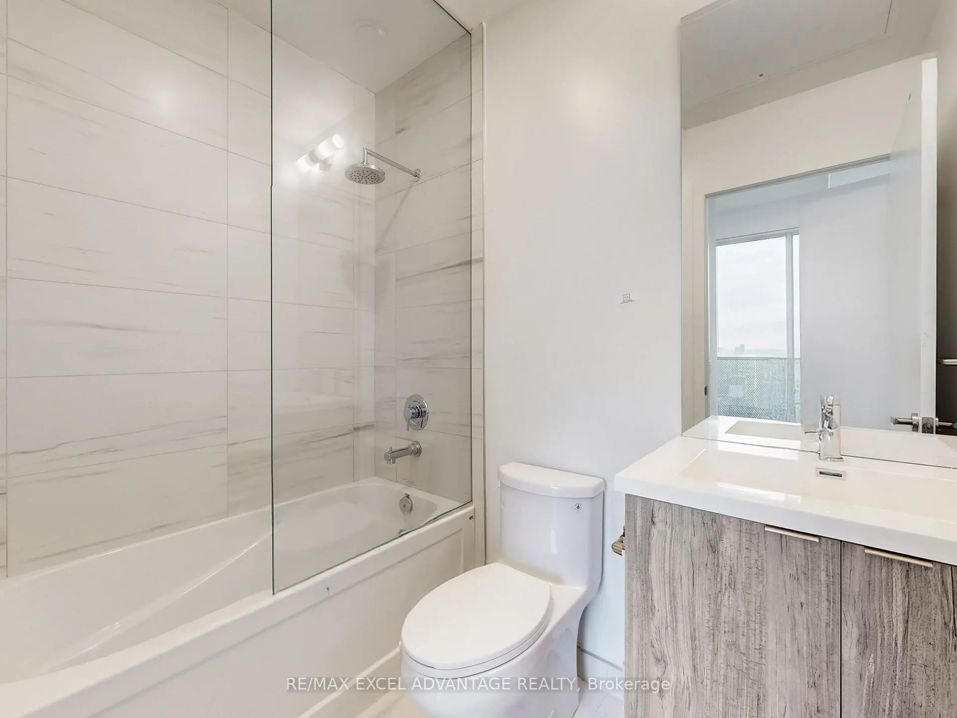 Photo 12 of Unit 6901, 138 Downes Street, Toronto, Waterfront Communities — HOMEH