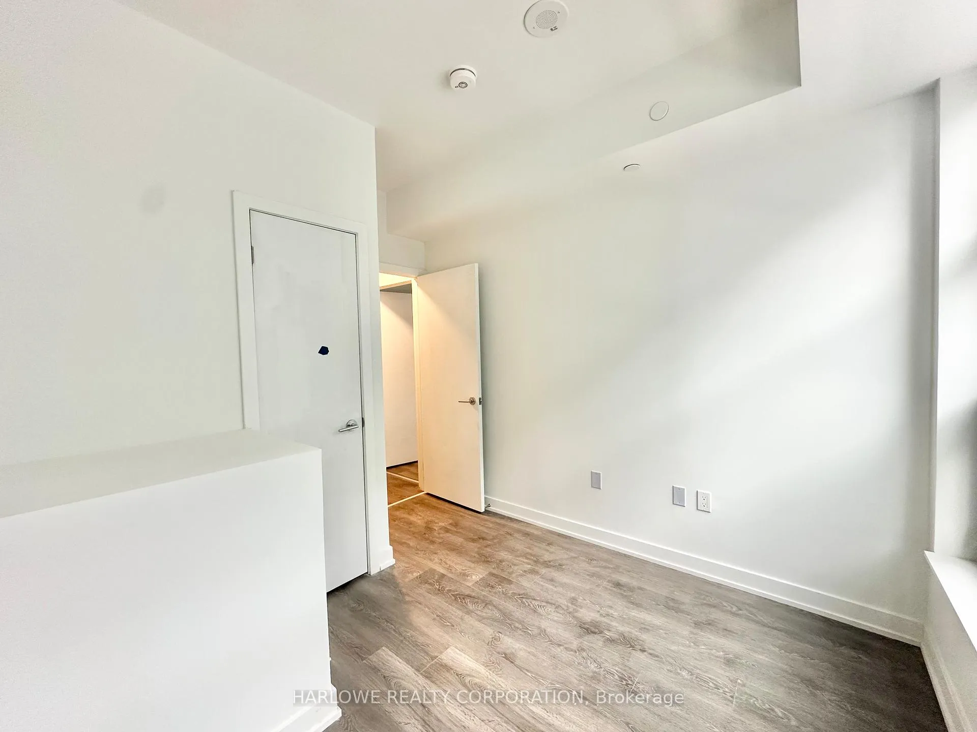 Photo 7 of Unit 170 E, 1610 Charles Street E, Whitby, Port Whitby — HOMEH