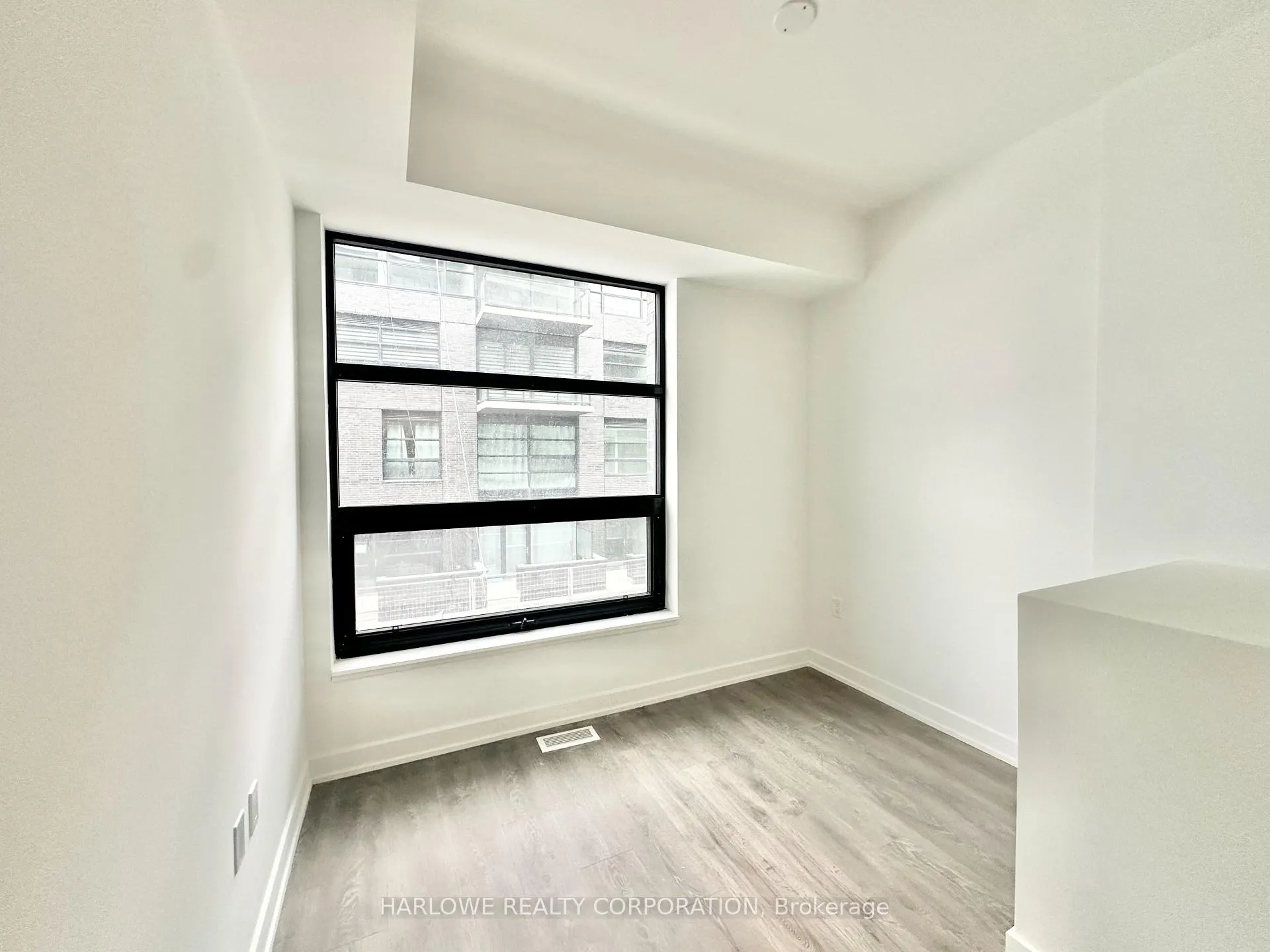 Photo 11 of Unit 170 E, 1610 Charles Street E, Whitby, Port Whitby — HOMEH