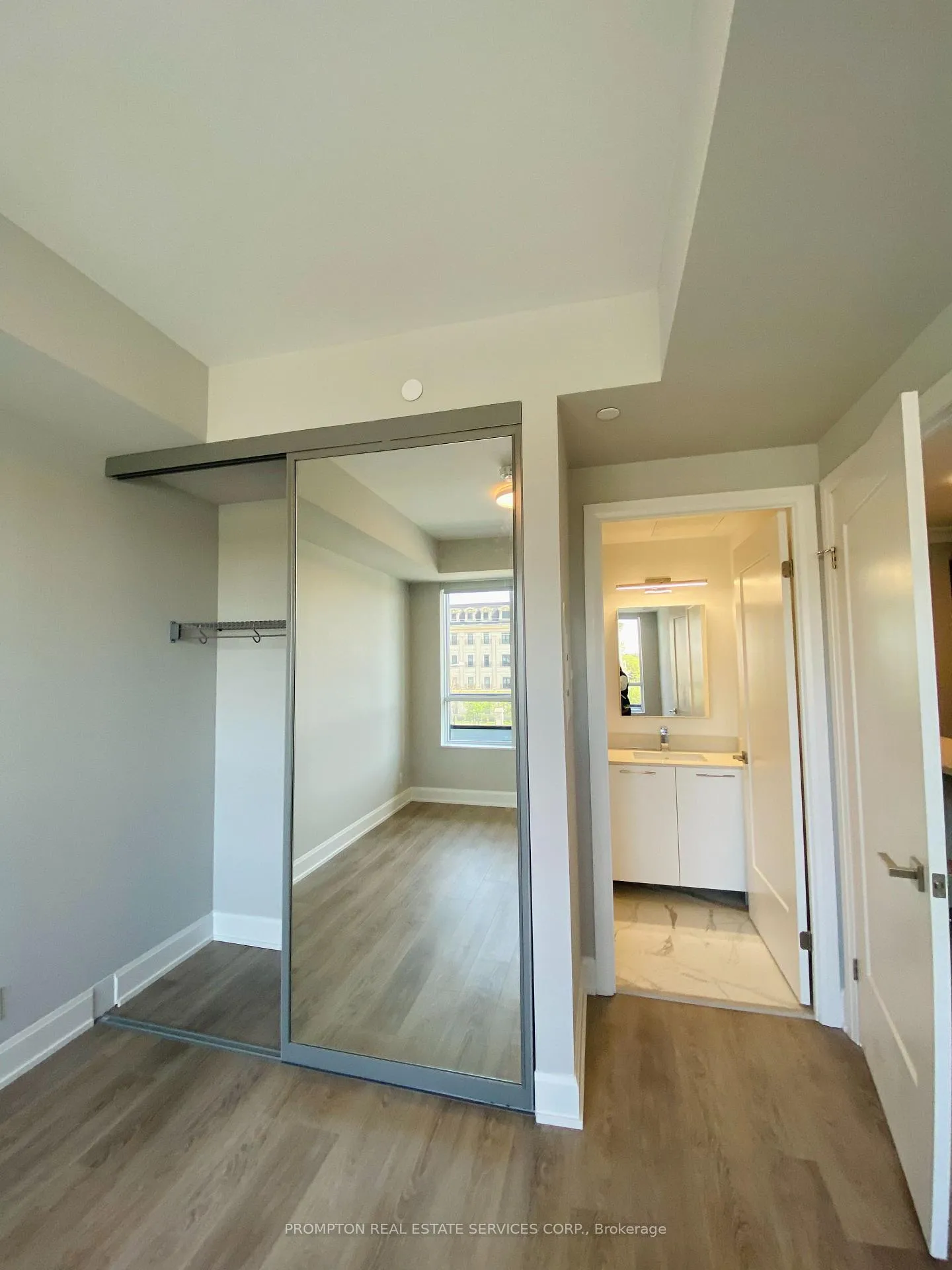 Photo 10 of Unit 309, 38 Water Walk Drive, Markham, Unionville — HOMEH