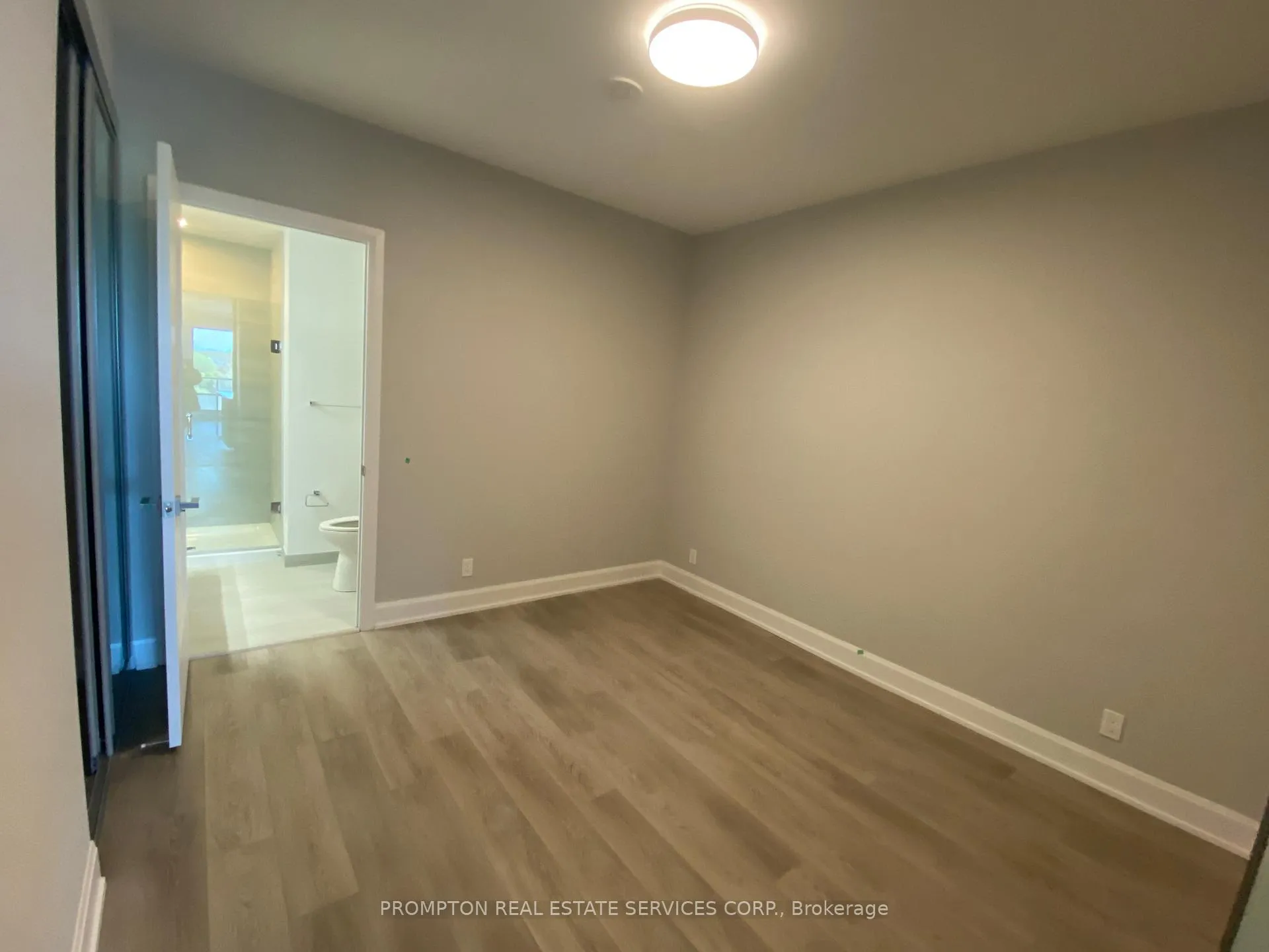 Photo 13 of Unit 309, 38 Water Walk Drive, Markham, Unionville — HOMEH