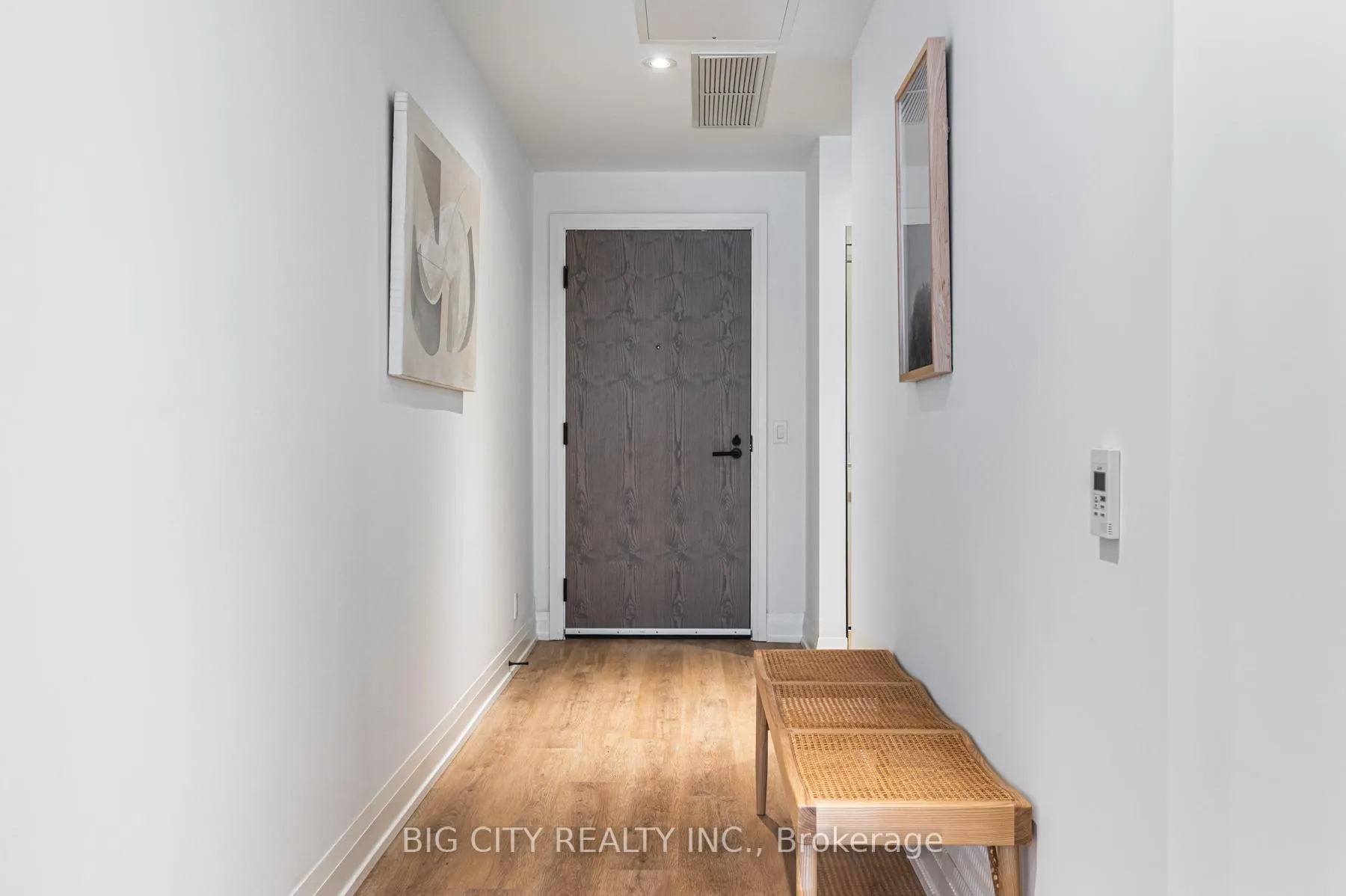 Photo 2 of Unit 615, 36 Brentcliffe Road, Toronto, Thorncliffe Park — HOMEH